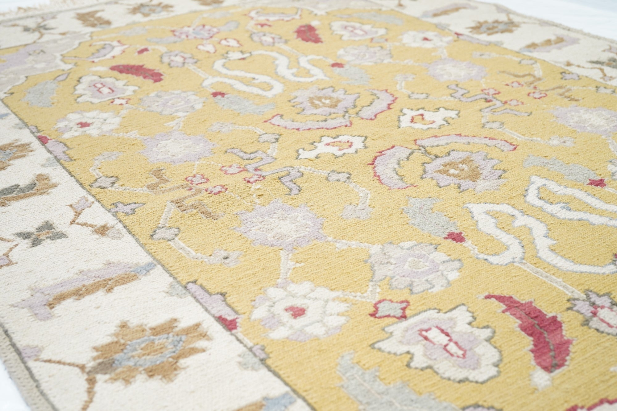 Sumak Rug 4'1'' x 6'1''