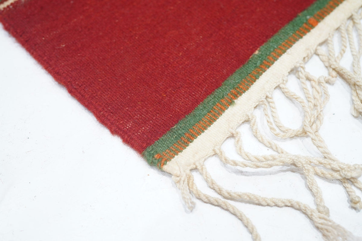 Vintage Kilim Rug 4'9'' x 7'9''