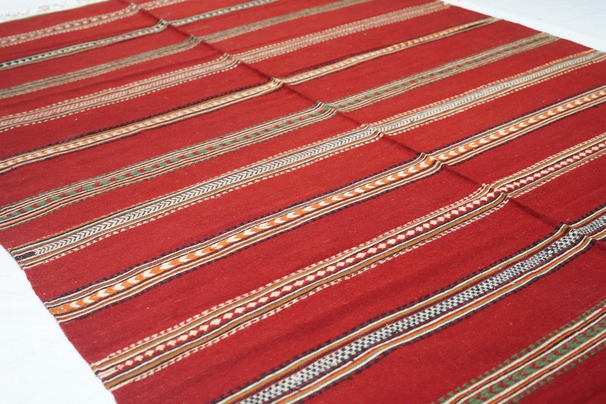 Vintage Kilim Rug 4'9'' x 7'9''