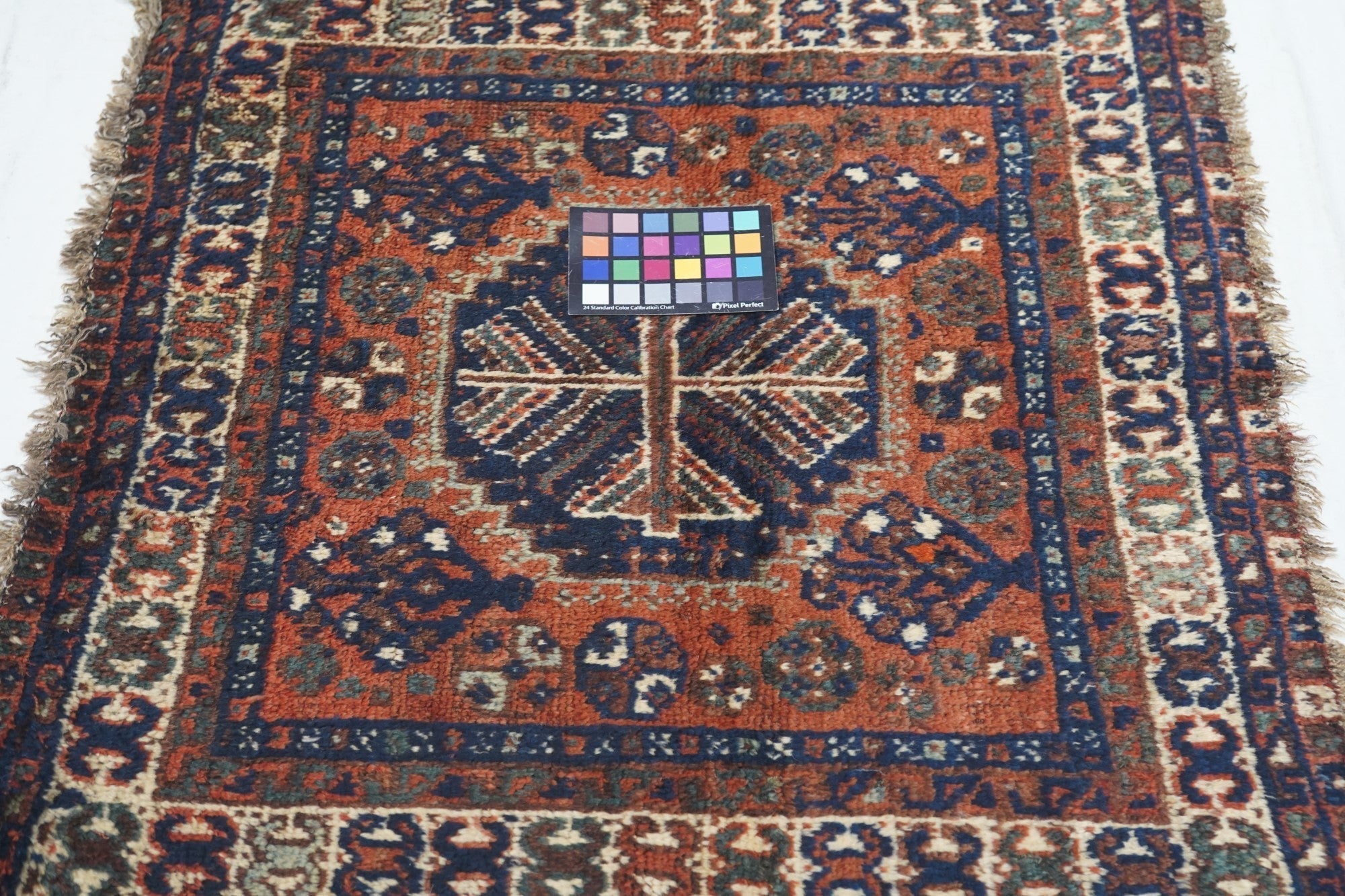 Antique Shiraz Rug 2'9'' x 3'1''