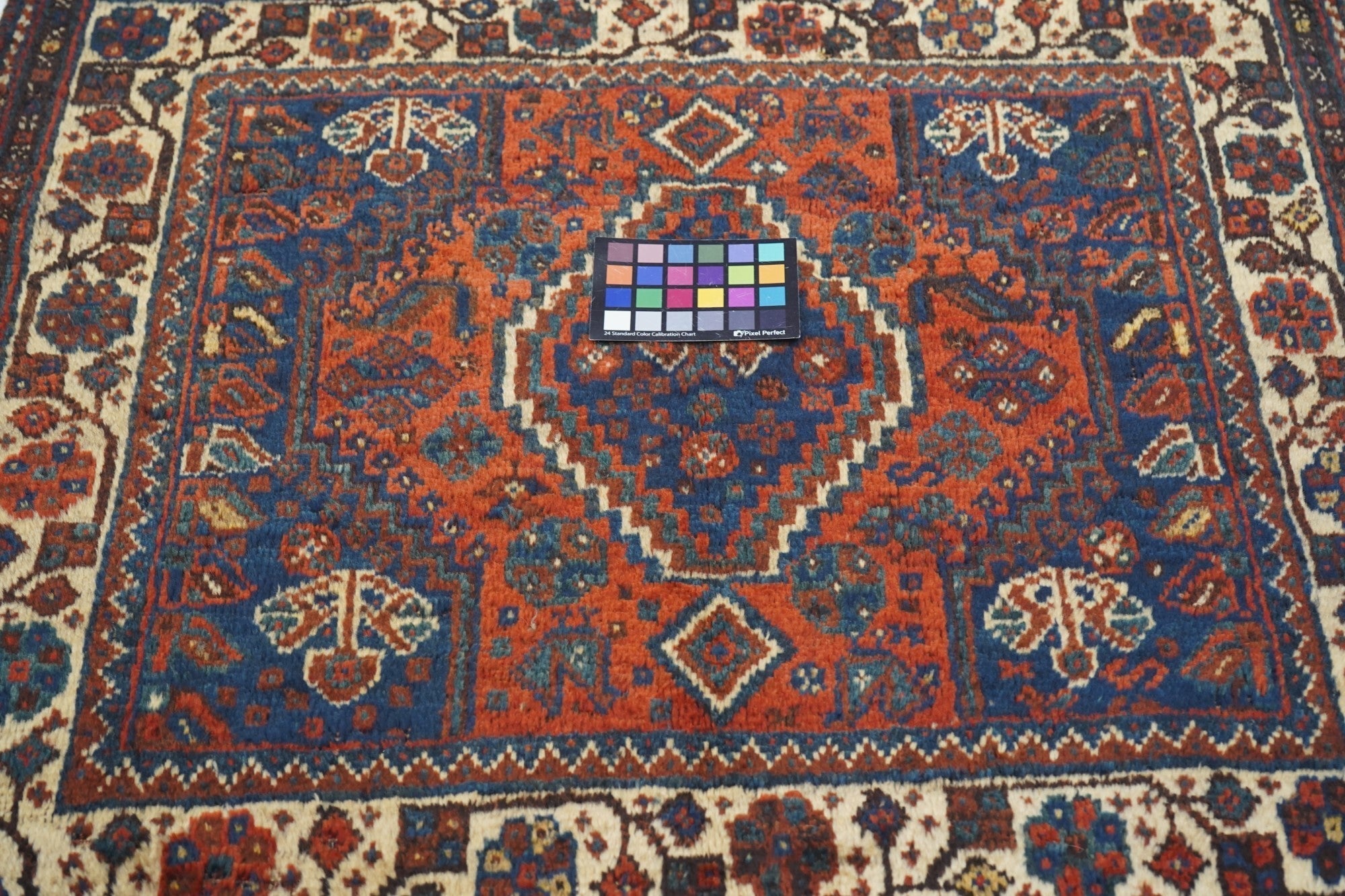 Vintage Shiraz Rug 3'2'' x 3'8''