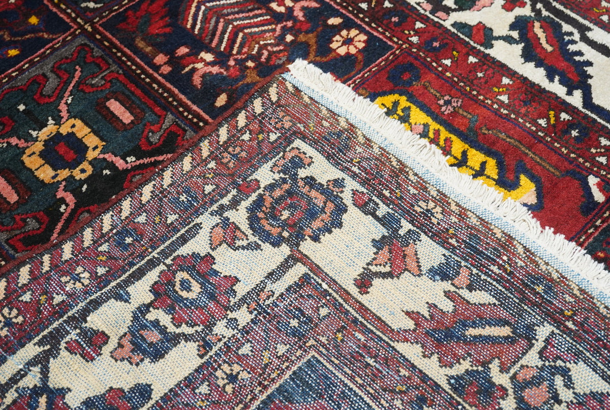 Vintage Bakhtiari Rug 6'7'' x 10'11''