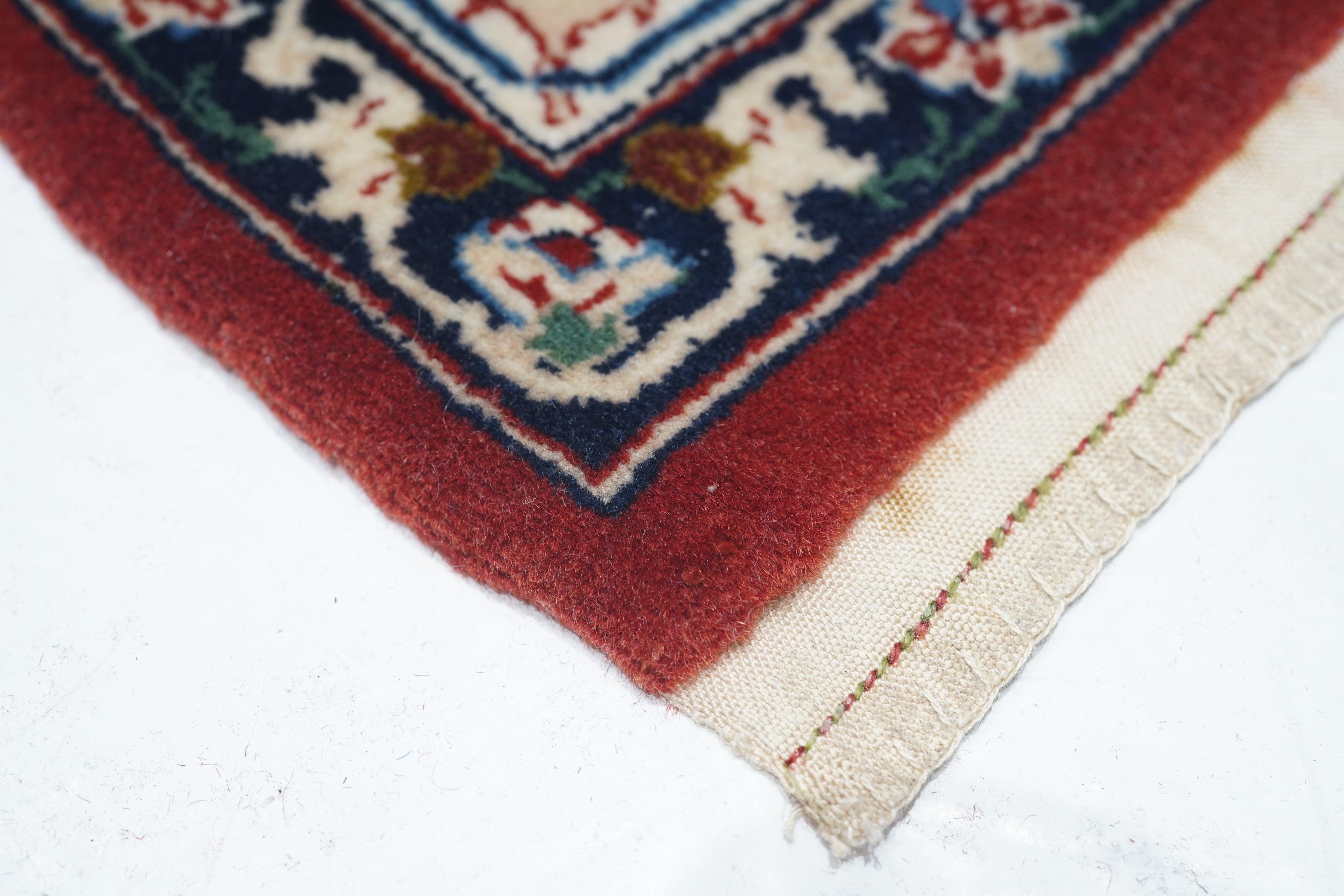 Antique Isfahan Rug 6'7'' x 9'8''
