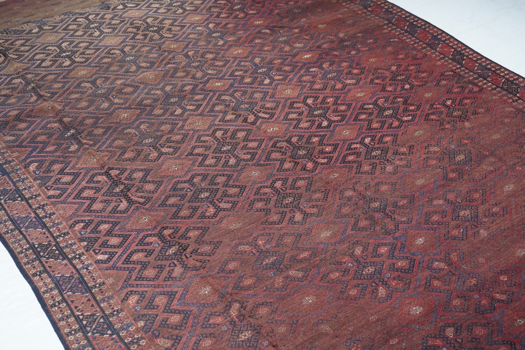 Vintage Sumak Rug 6'5'' x 9'9''