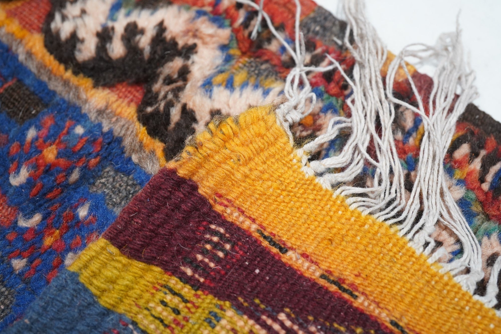 Vintage Moroccan Rug 2'4'' x 5'5''