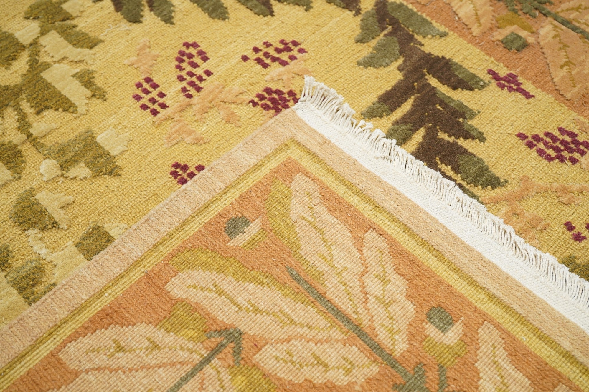Sumak Rug 6'0" x 9'0"