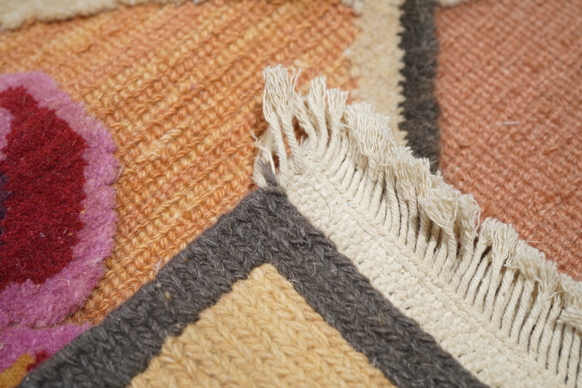 Sumak Rug 6'0" x 9'0"