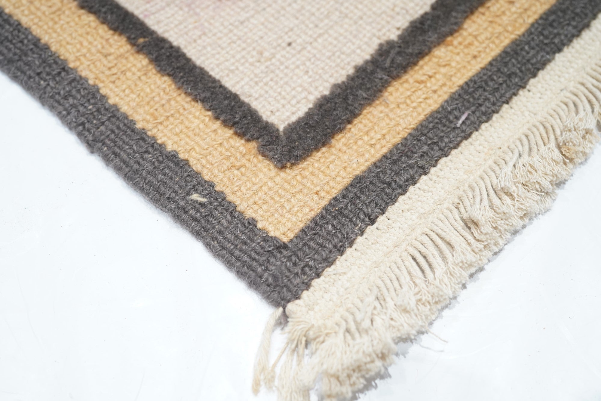 Sumak Rug 6'0" x 9'0"
