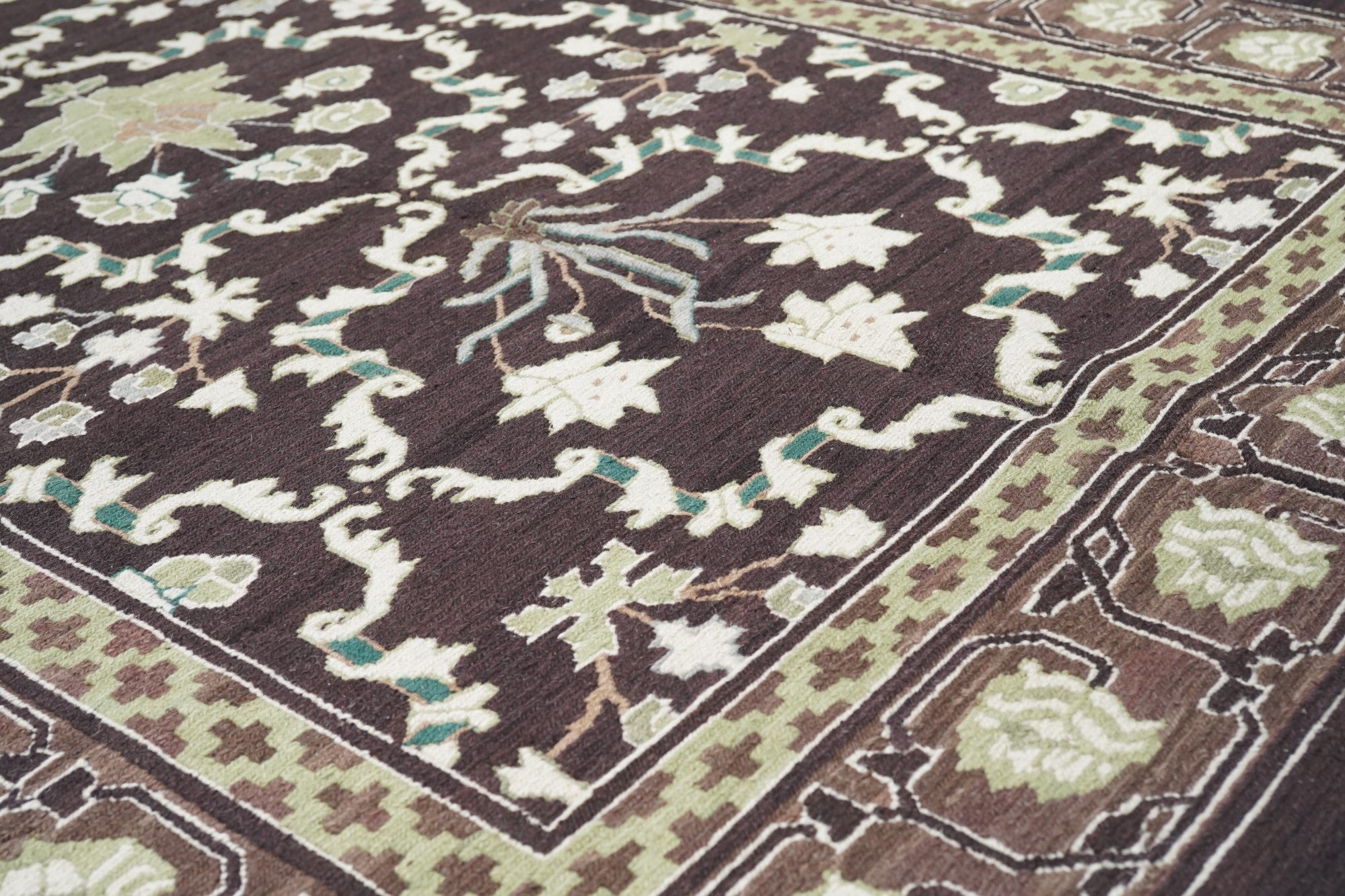 Sumak Rug 6'0" x 9'0"