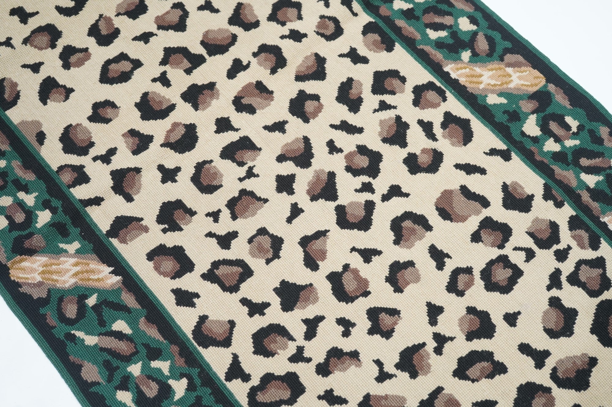 Hand Knotted Needle Point Wool Rug 2'5'' x 8'0"