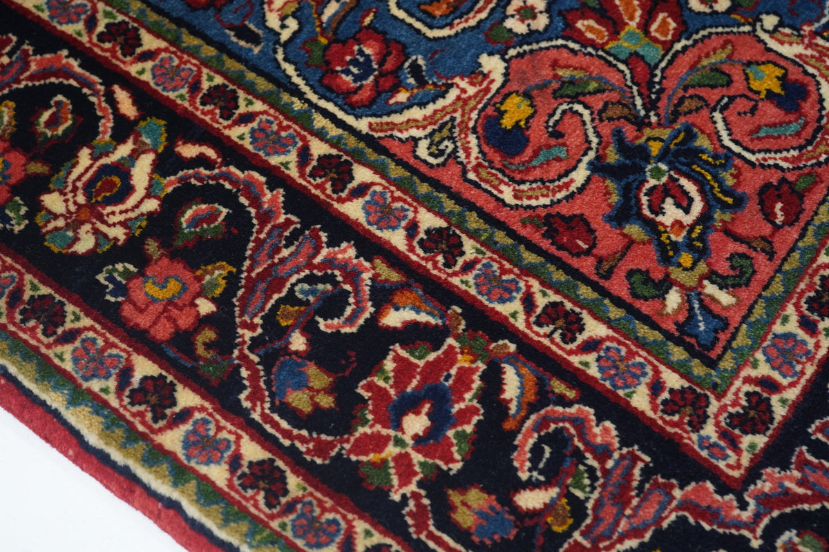 Fine Antique Sarouk Rug 4'2'' x 6'6''