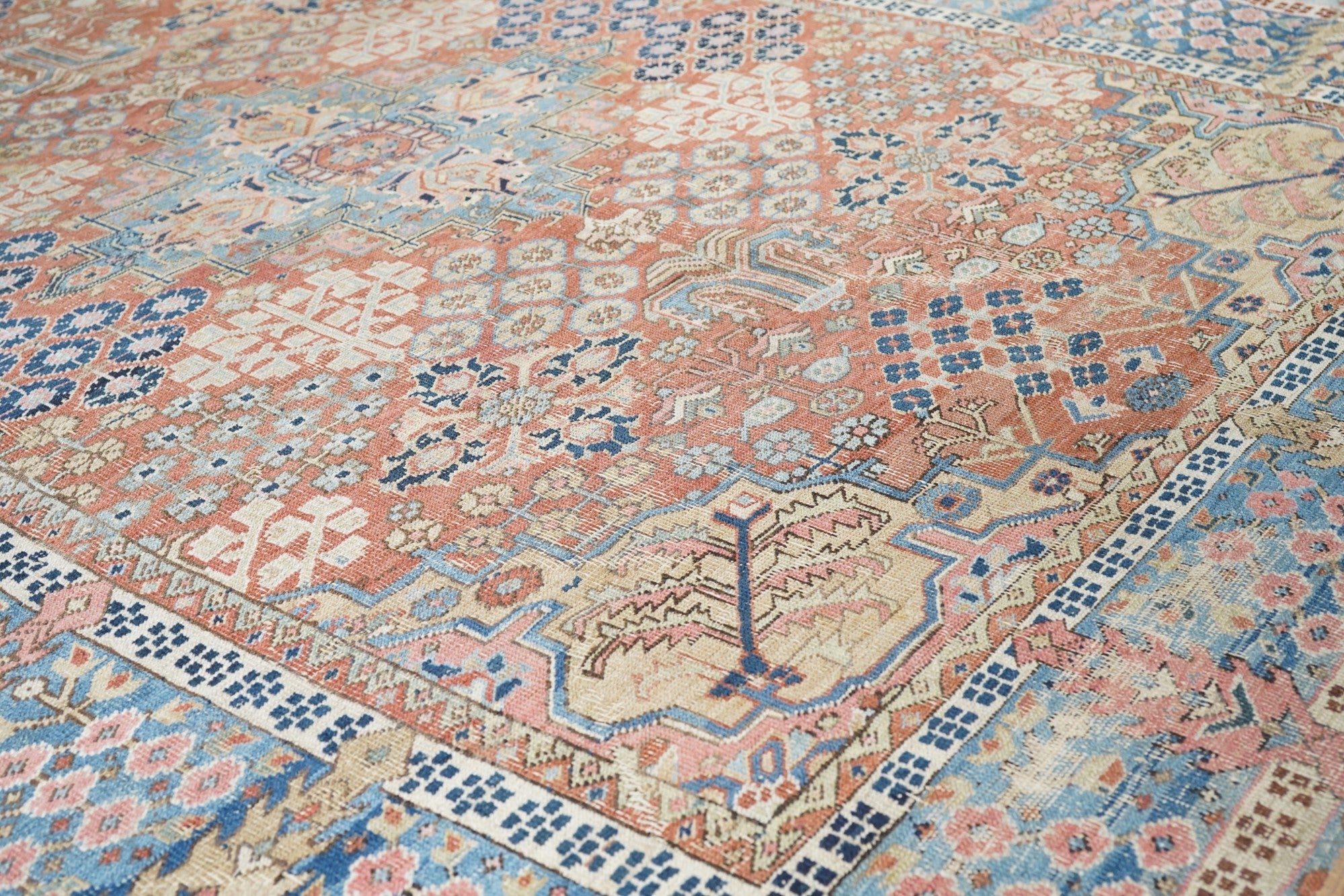 Antique Bakhshayesh Rug 7'6'' x 9'10''
