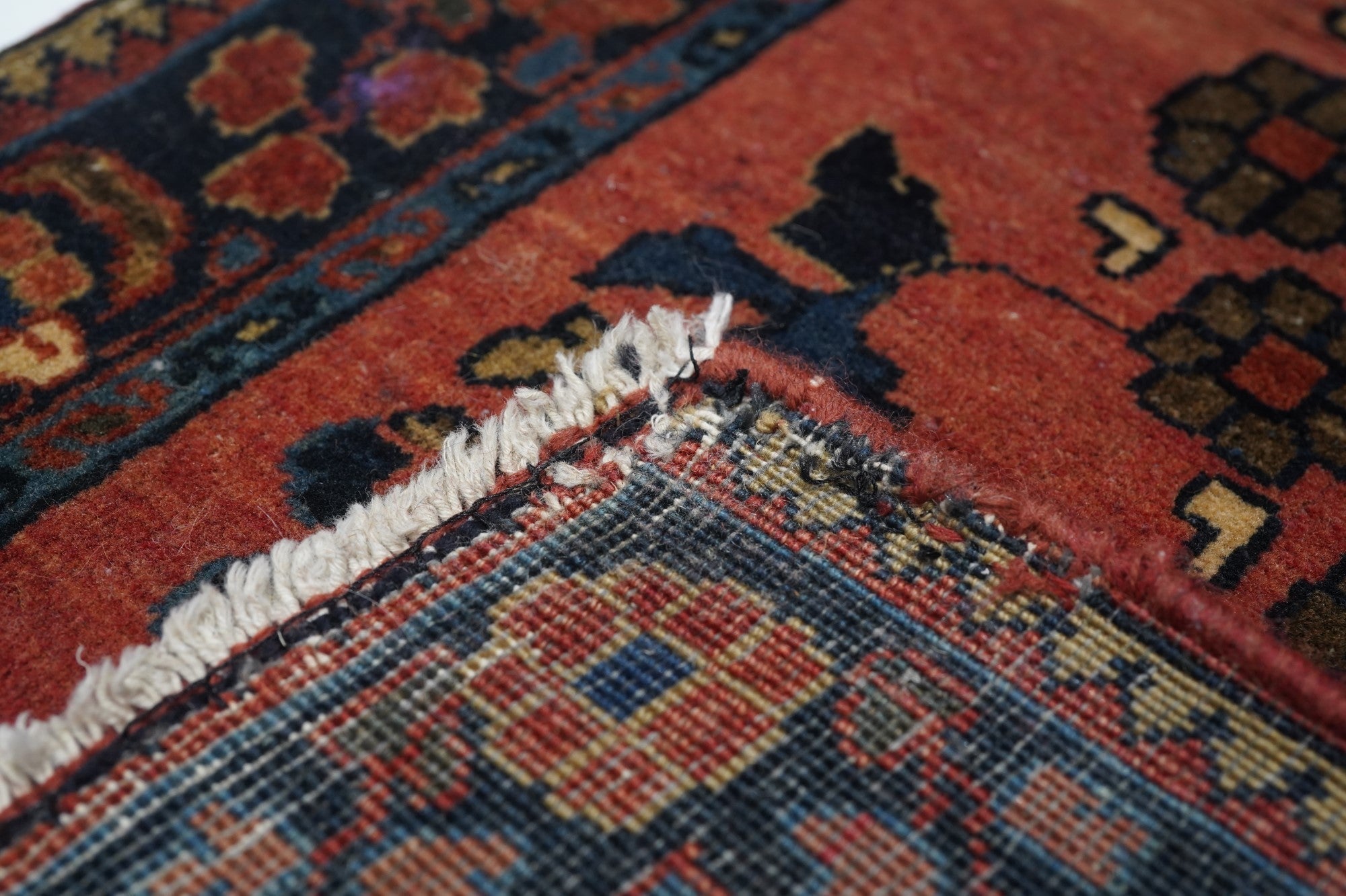 Antique Sarouk Rug 2'6'' x 5'0"
