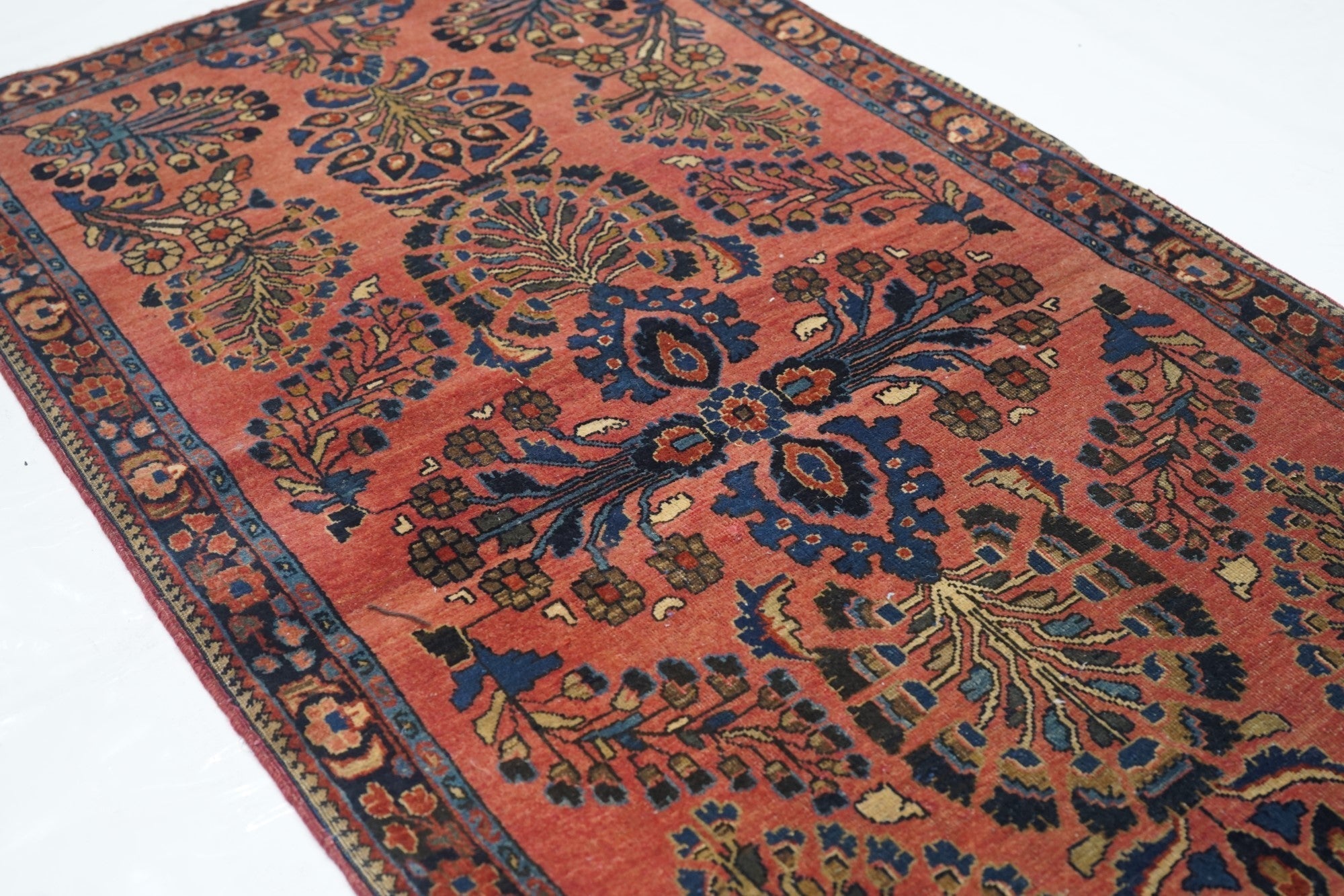 Antique Sarouk Rug 2'6'' x 5'0"