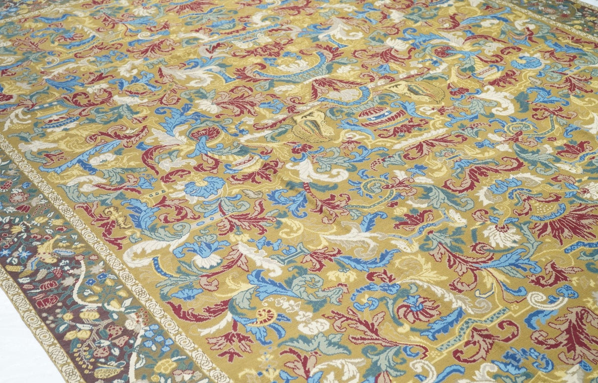 French Aubusson Design Rug 9' x 12'