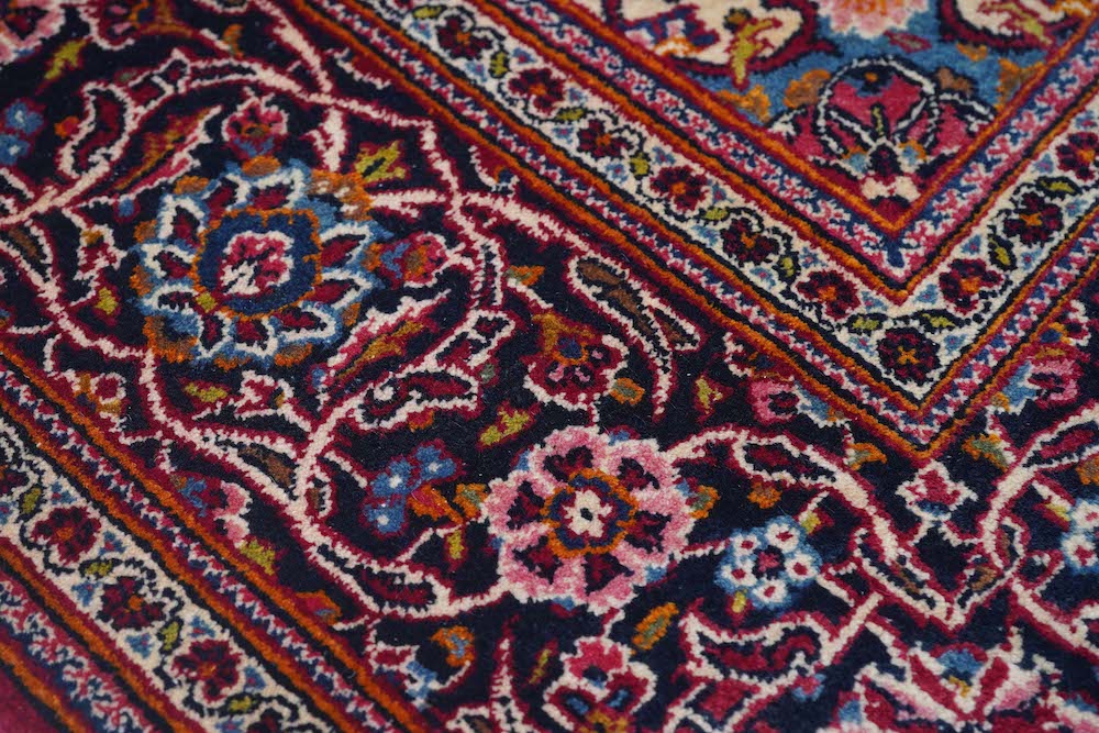 Vintage Kashan Rug 4'4'' x 6'8''