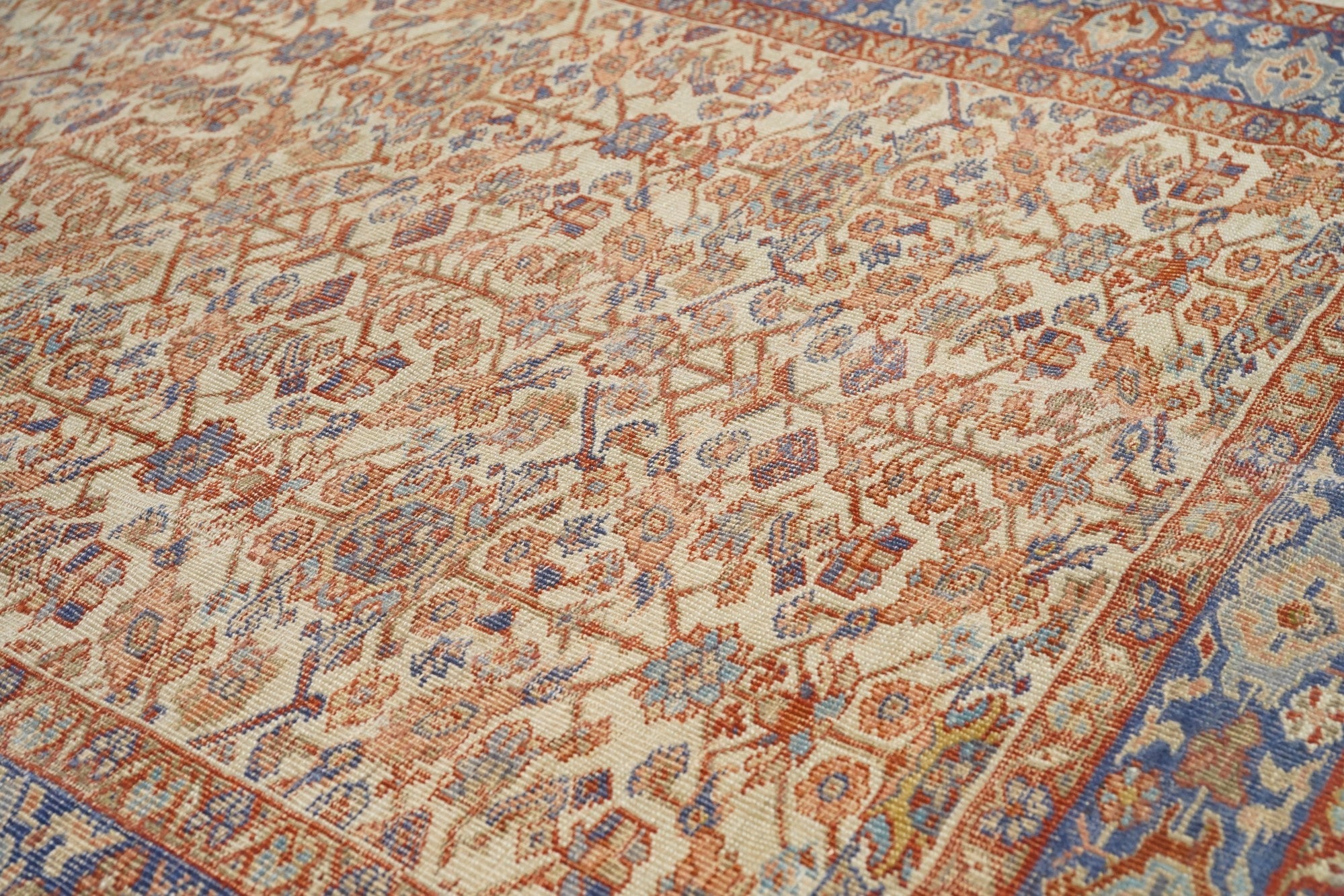 Antique Sultanabad Rug 5'2'' x 8'10''
