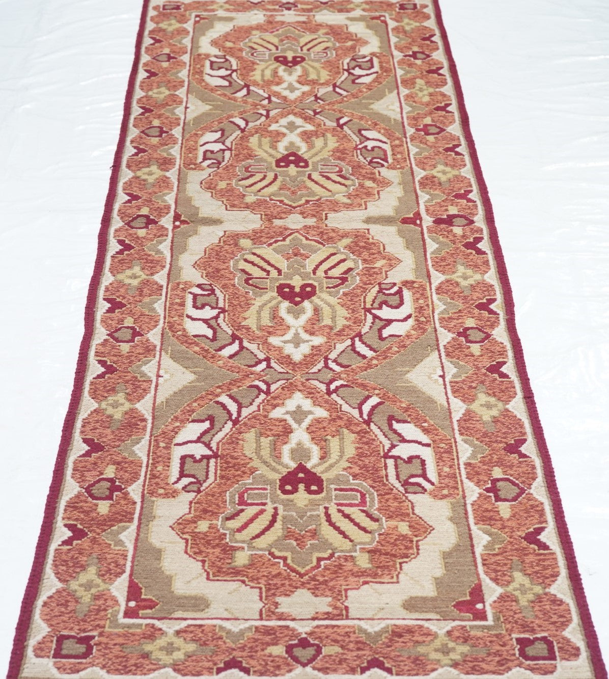 Sumak Runner 2'7'' x 7'10''