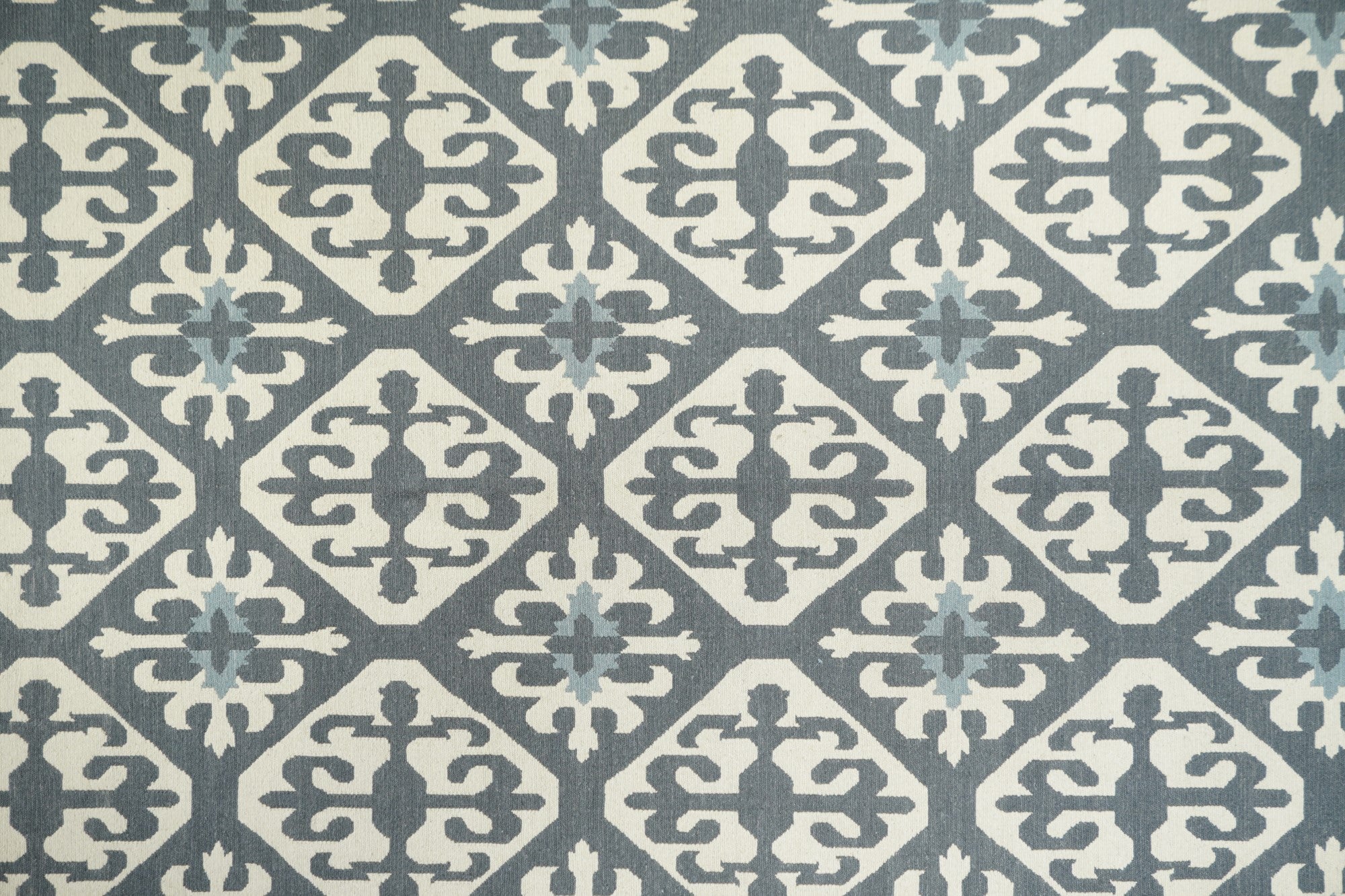 Sumak Rug 8'0" x 10'0"