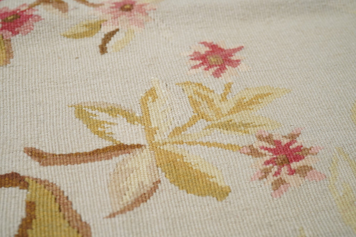 Aubusson Rug 6'0" x 9'0"