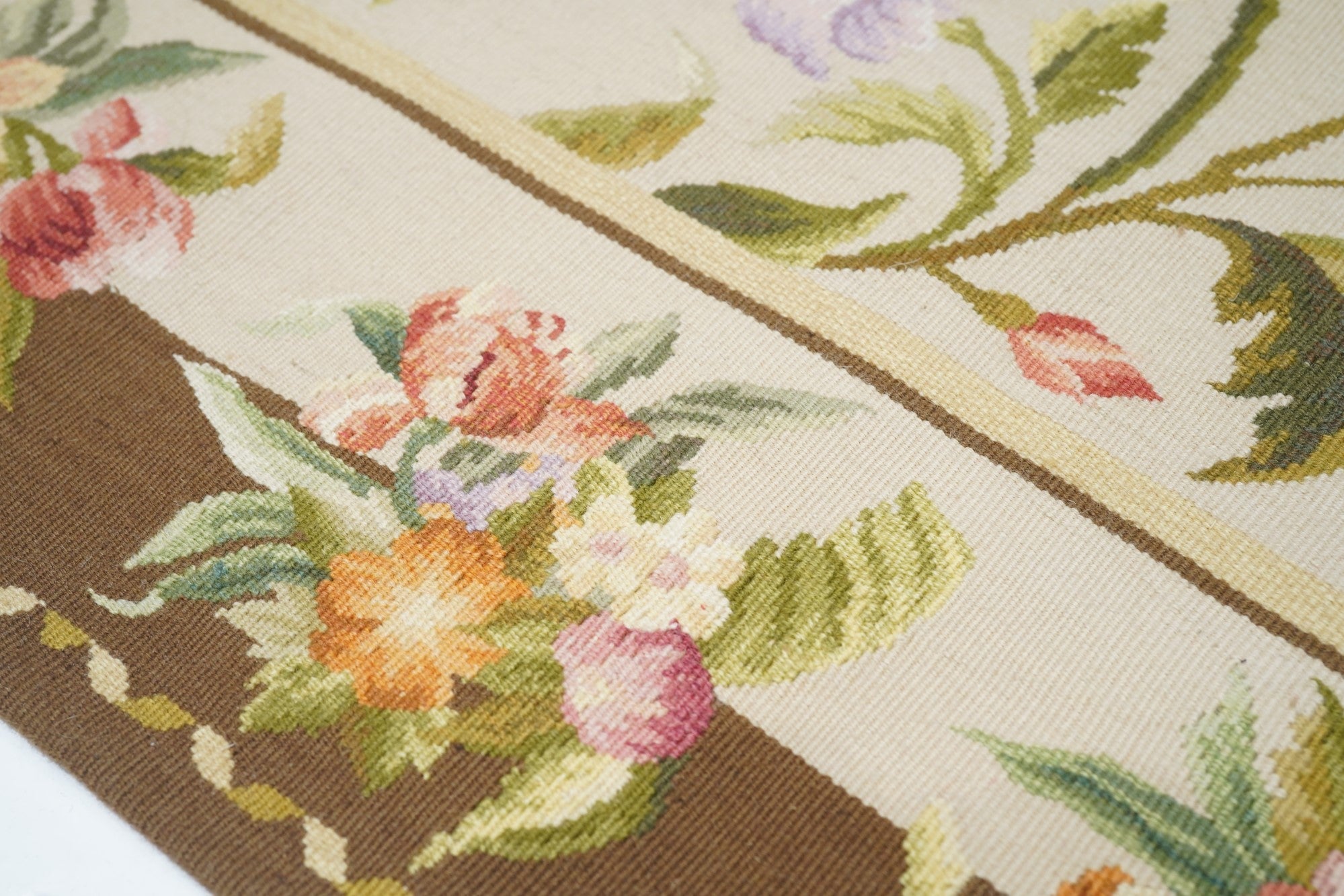 Aubusson Rug 6'0" x 9'0"