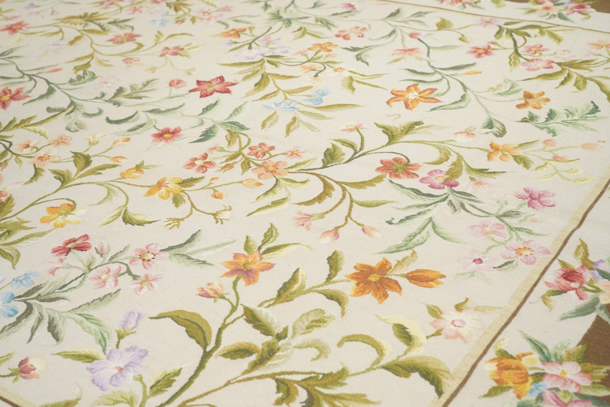 Aubusson Rug 6'0" x 9'0"