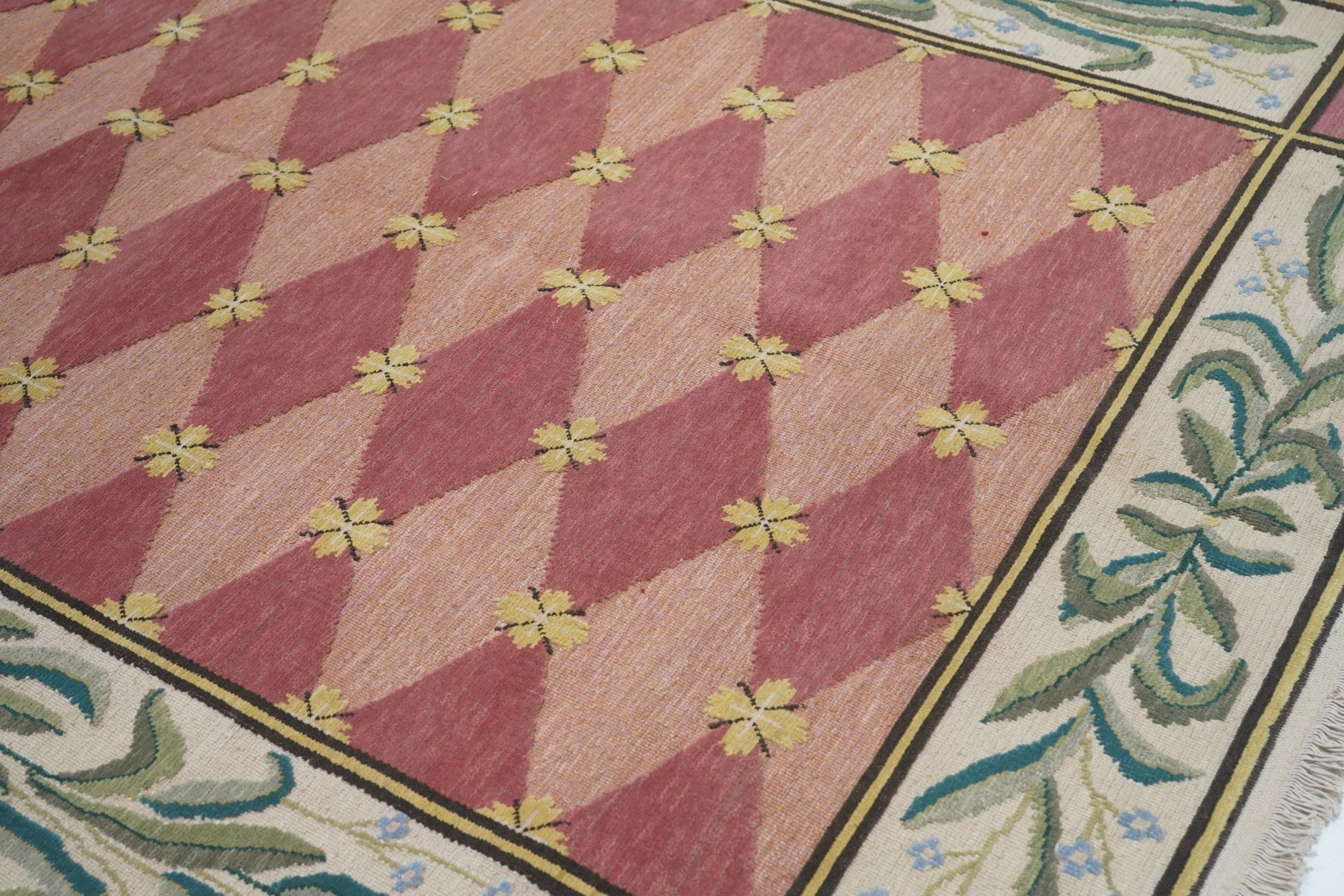 Sumak Rug 6'0" x 9'0"