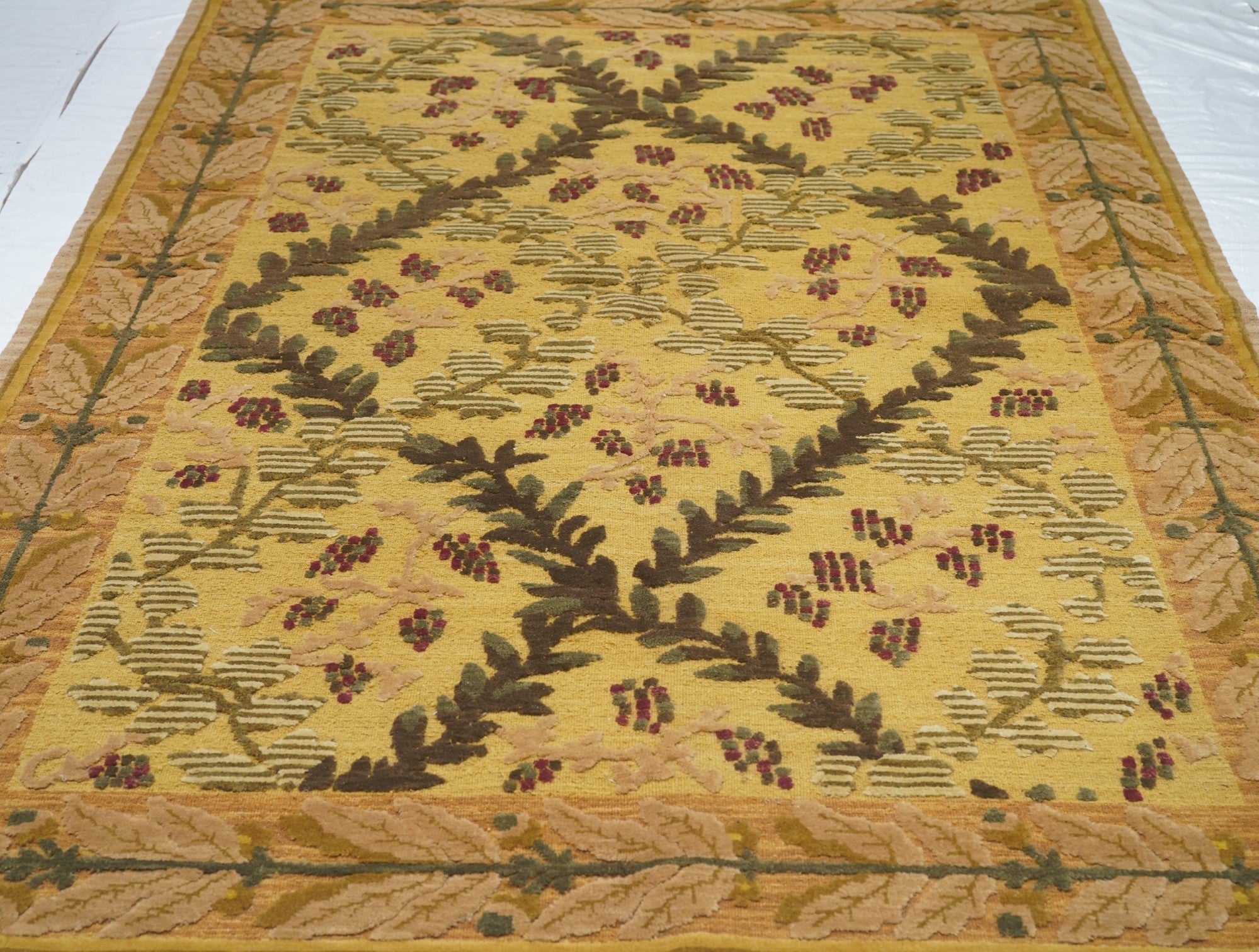 Sumak Rug 6'0" x 9'0"