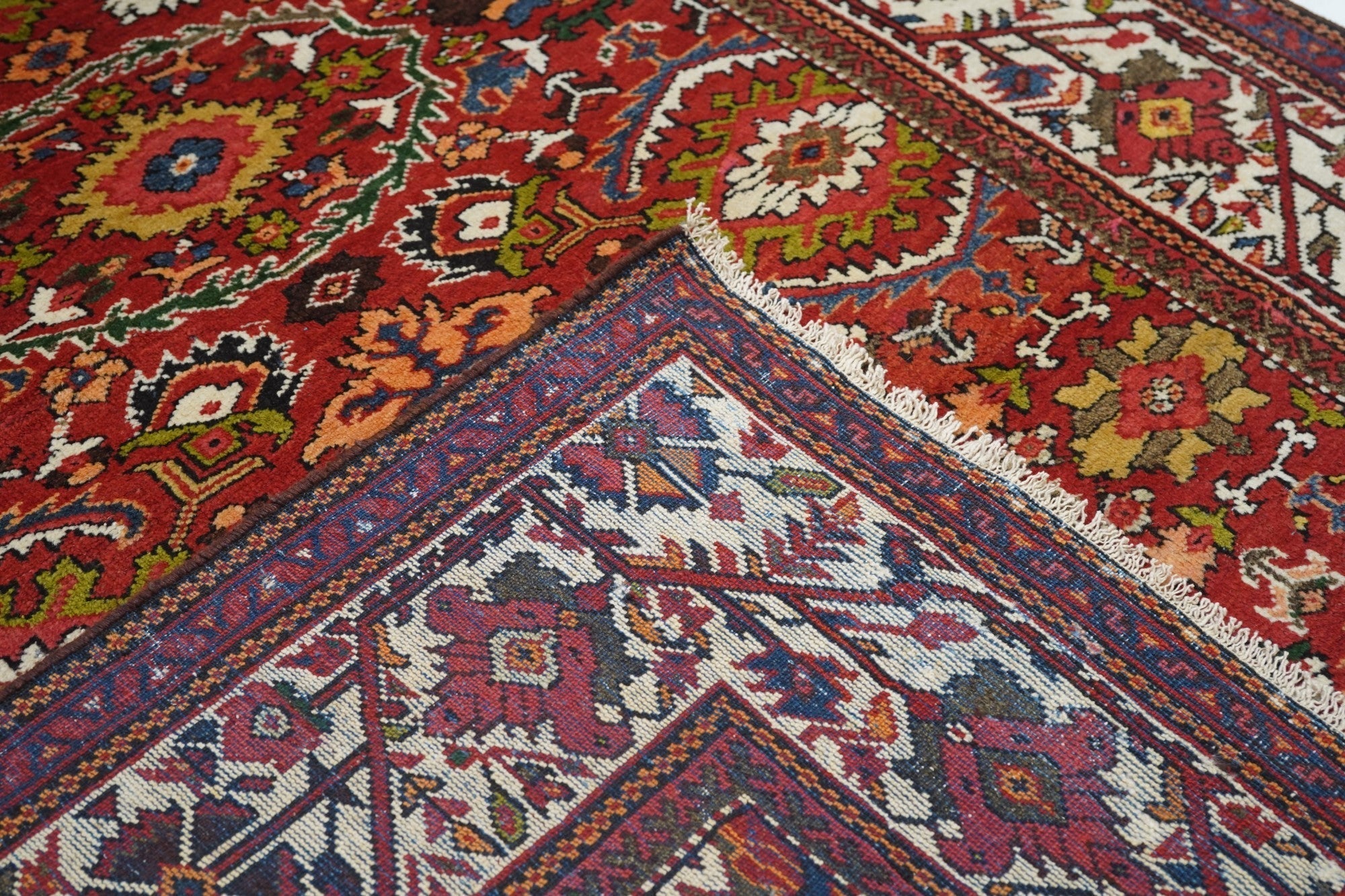 Antique Mahal Rug 4'6'' x 8'8''
