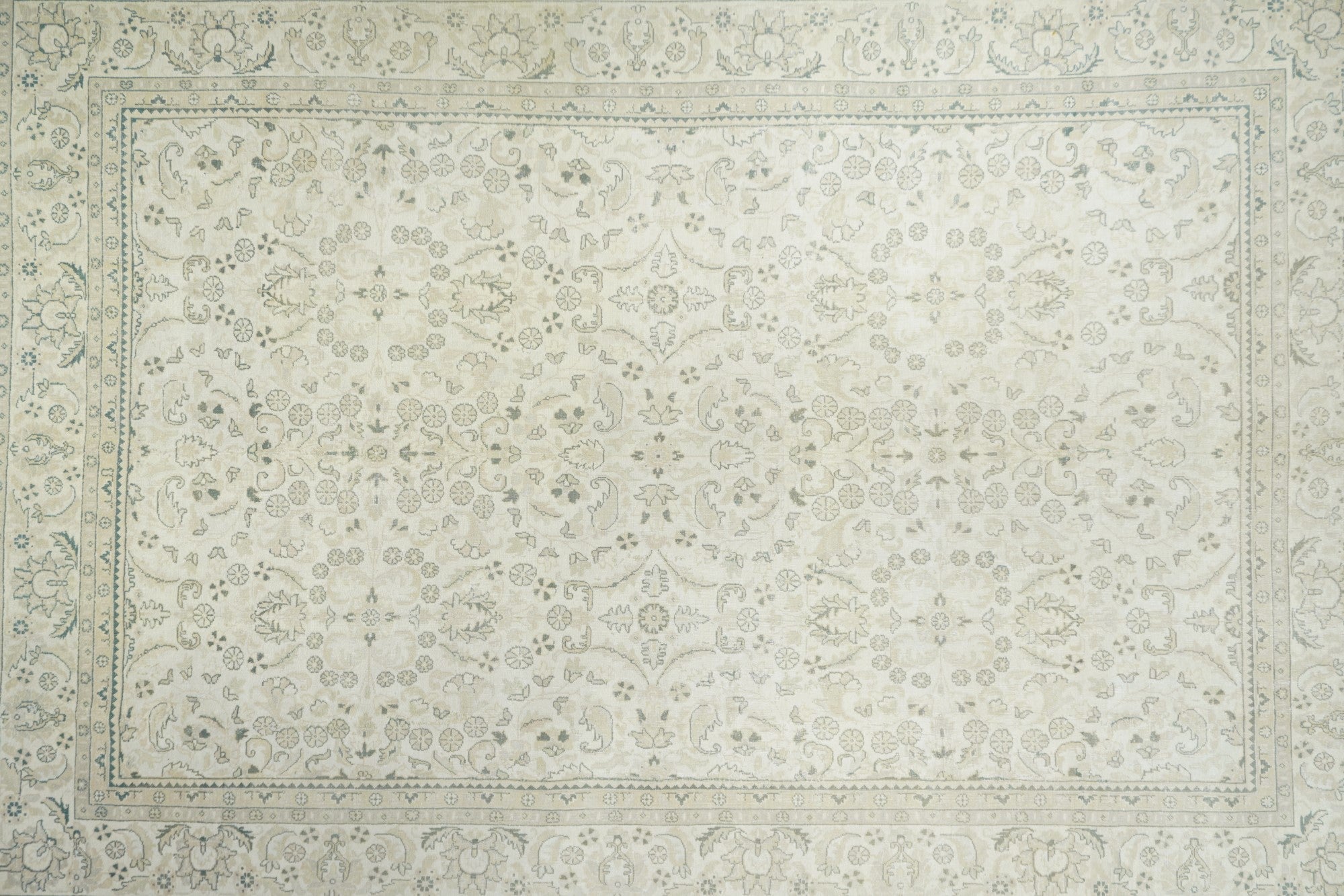 Vintage Tabriz Rug 7'9'' x 11'3''