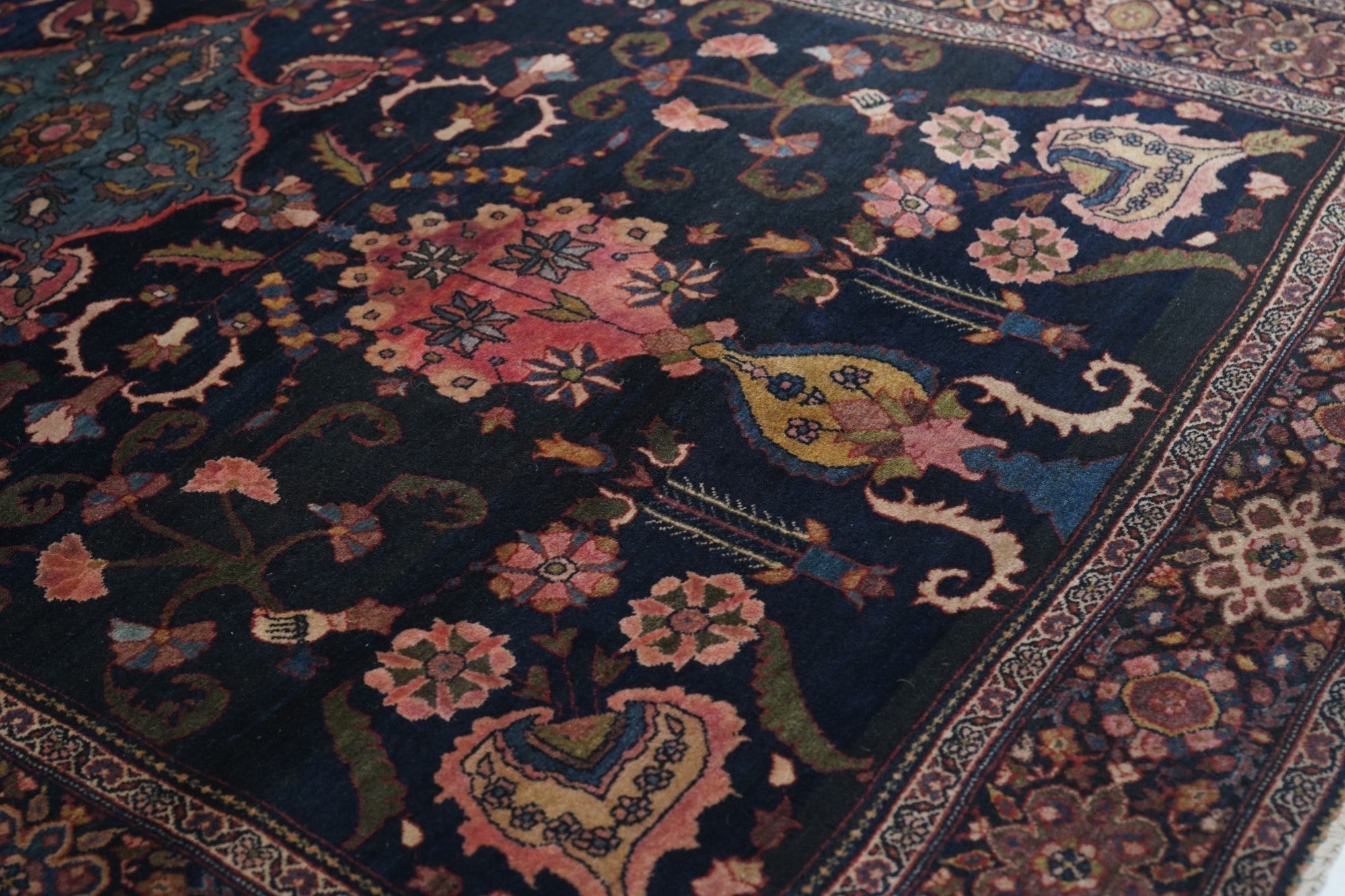 Antique Farahan Sarouk Rug 4'0" x 6'8''
