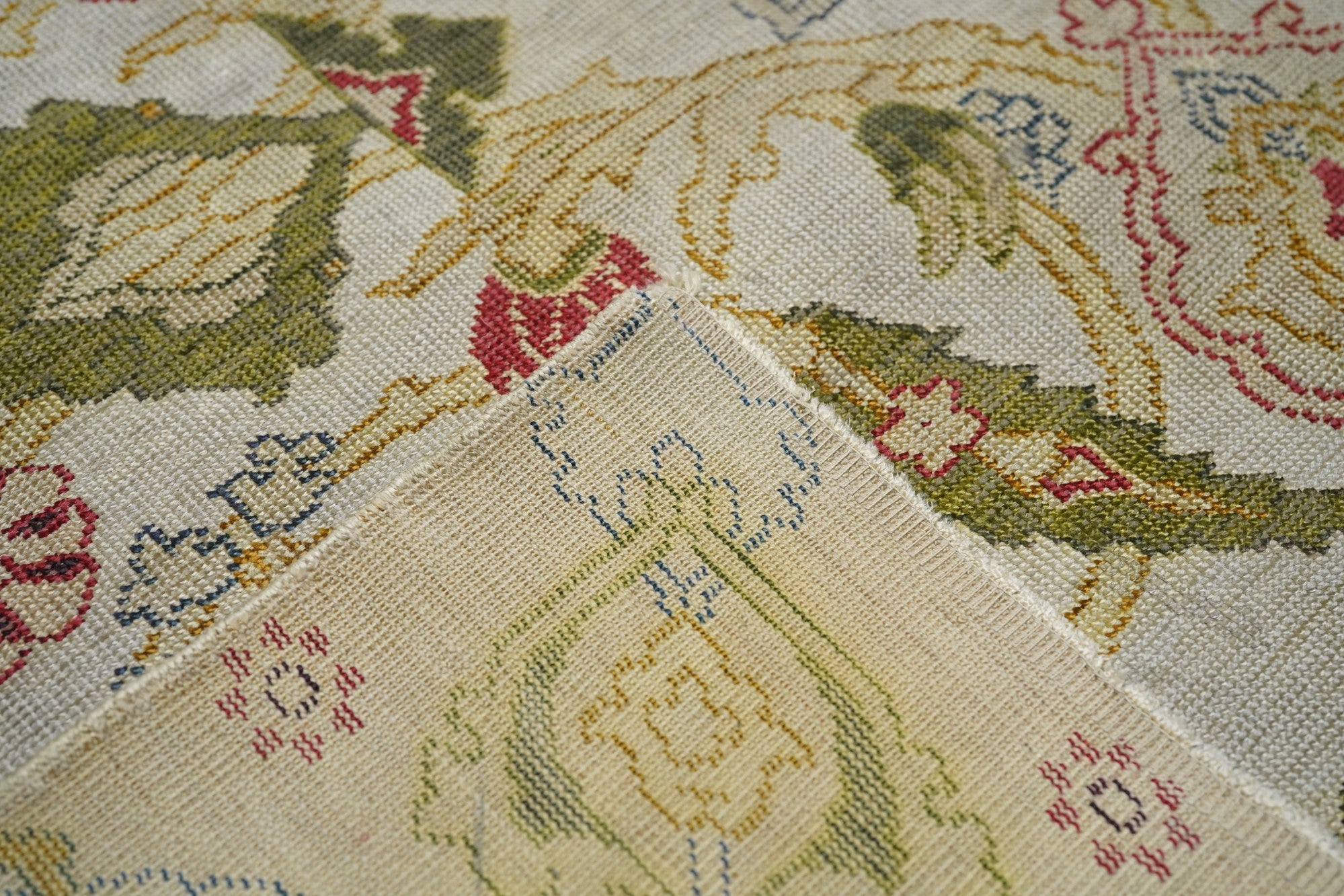 Antique Silk Sivas Rug 9'10'' x 14'0''