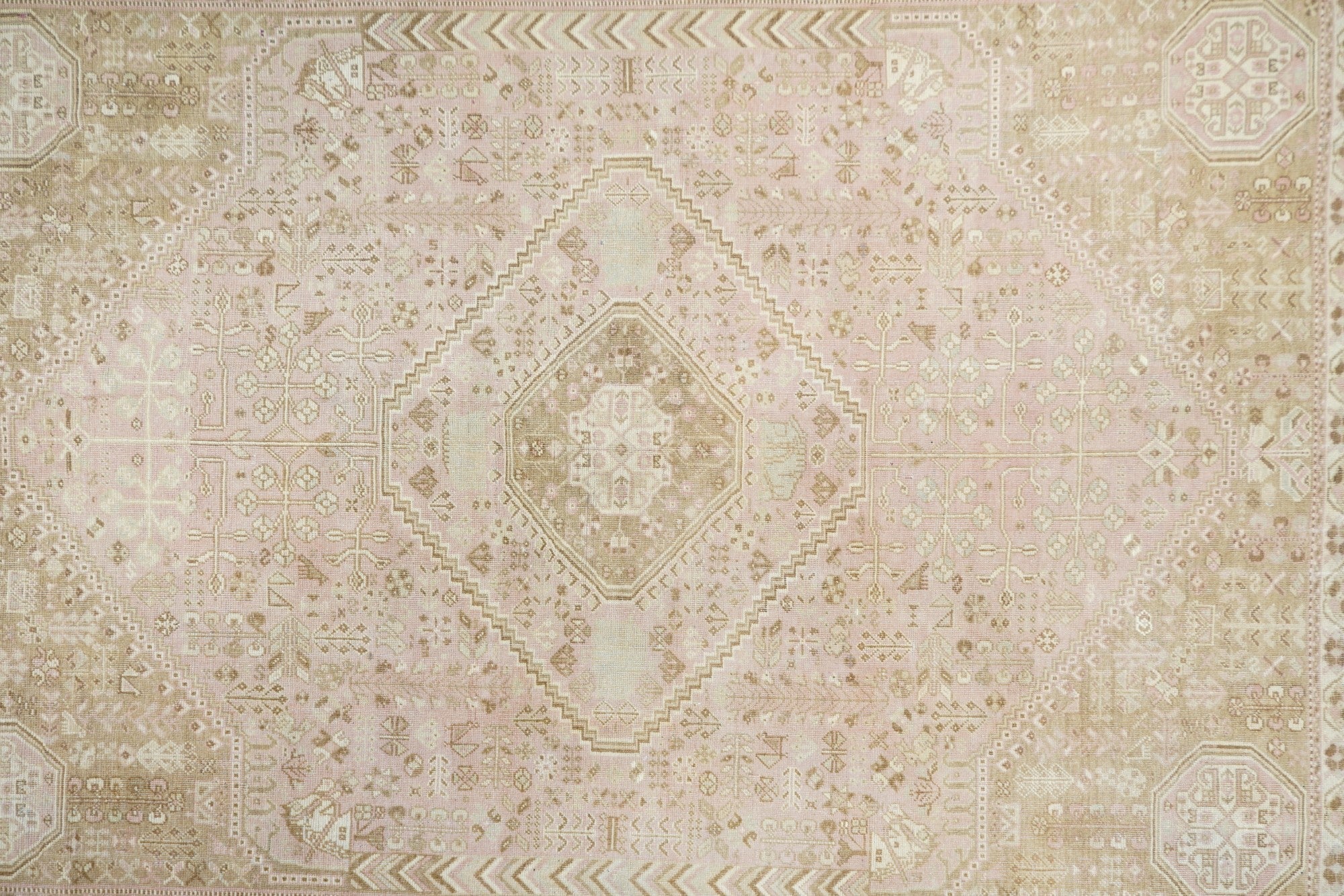 Fine Vintage Qashqai Rug 6'10'' x 9'6''