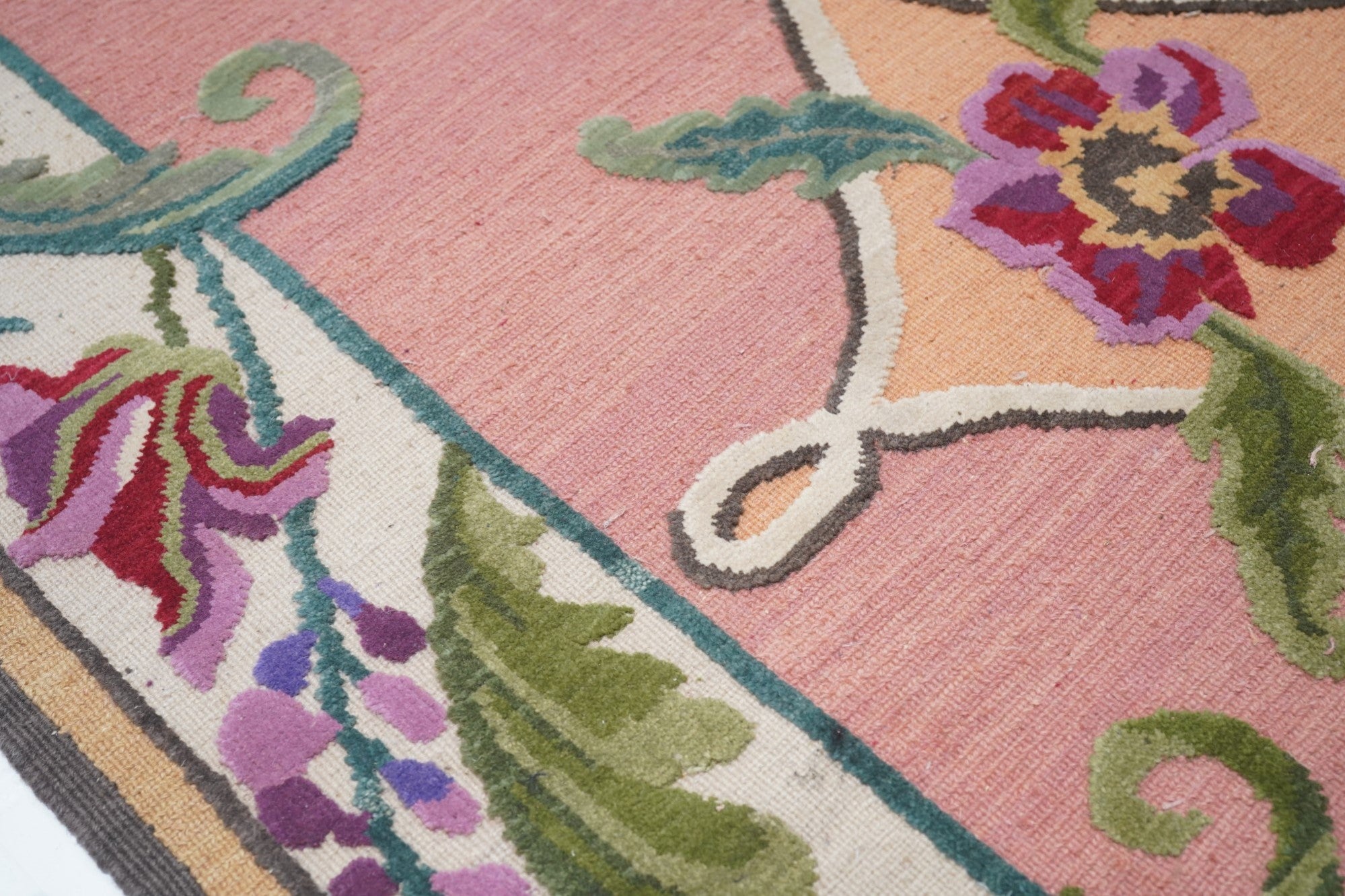 Sumak Rug 6'0" x 9'0"