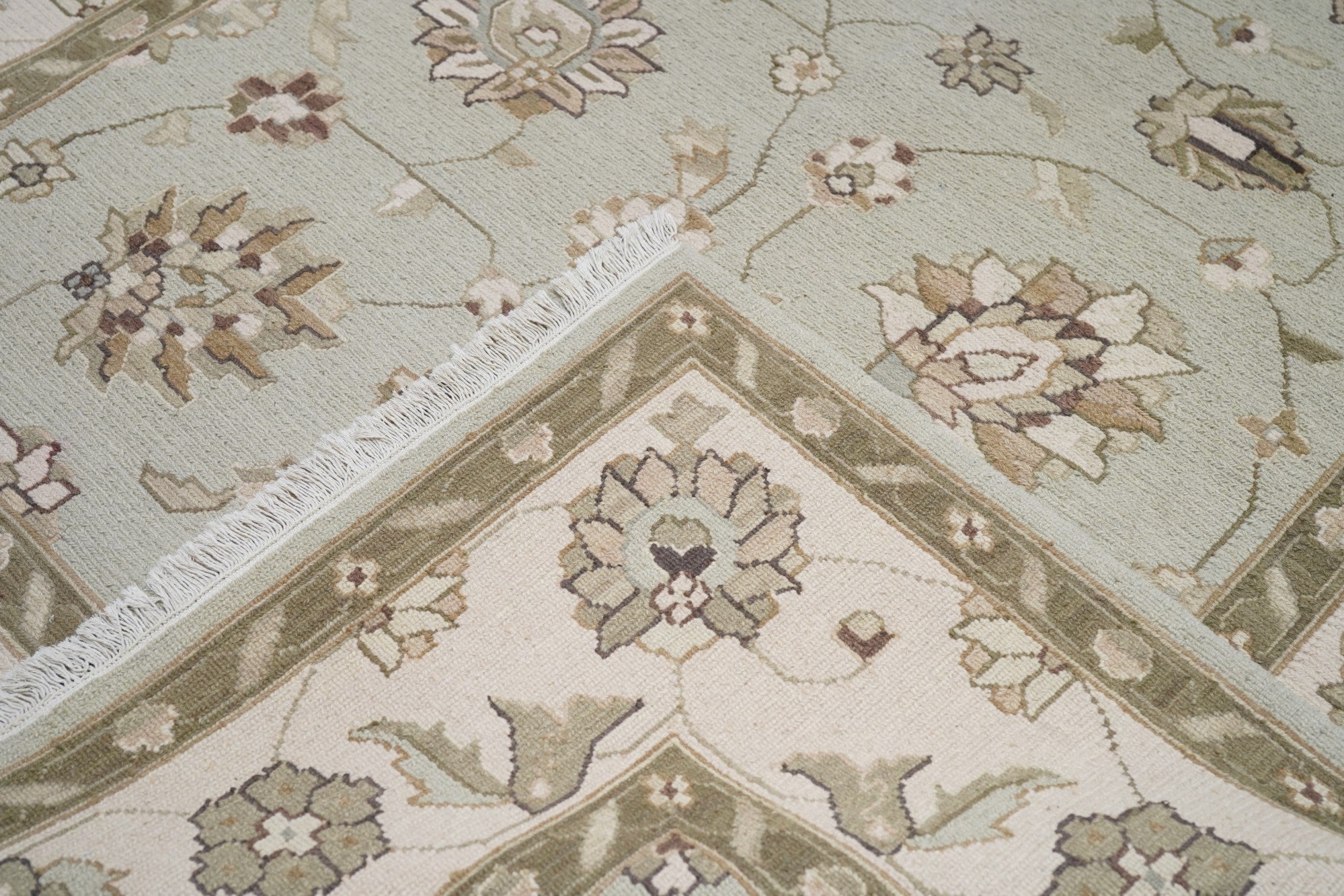 Sumak Rug 6'0" x 9'0"