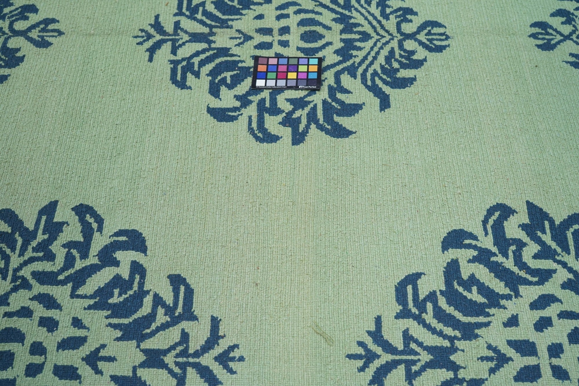 Sumak Rug 6'0" x 9'0"