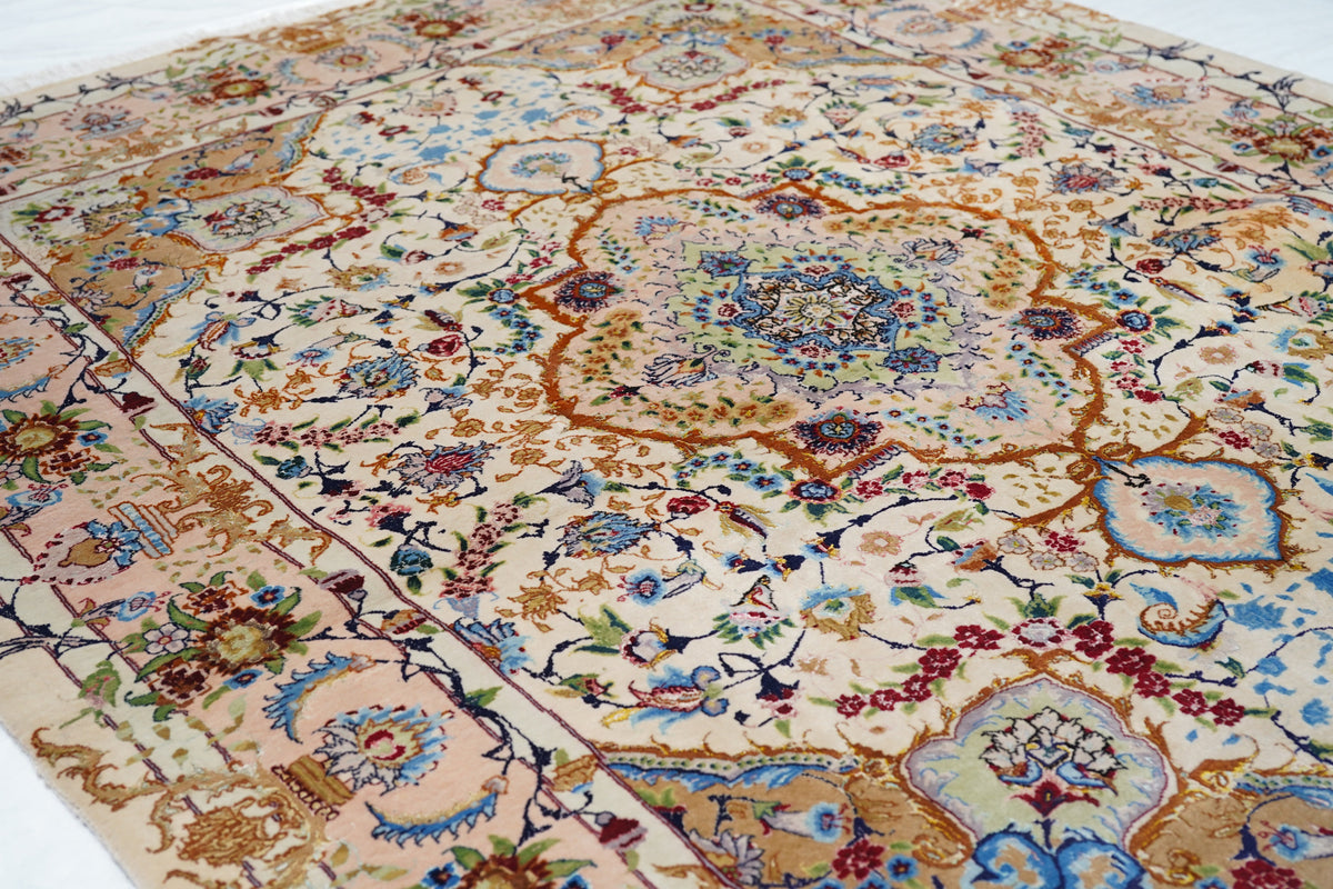 Extremely Fine Wool & Silk Tabriz Rug 5'0" x 8'0"