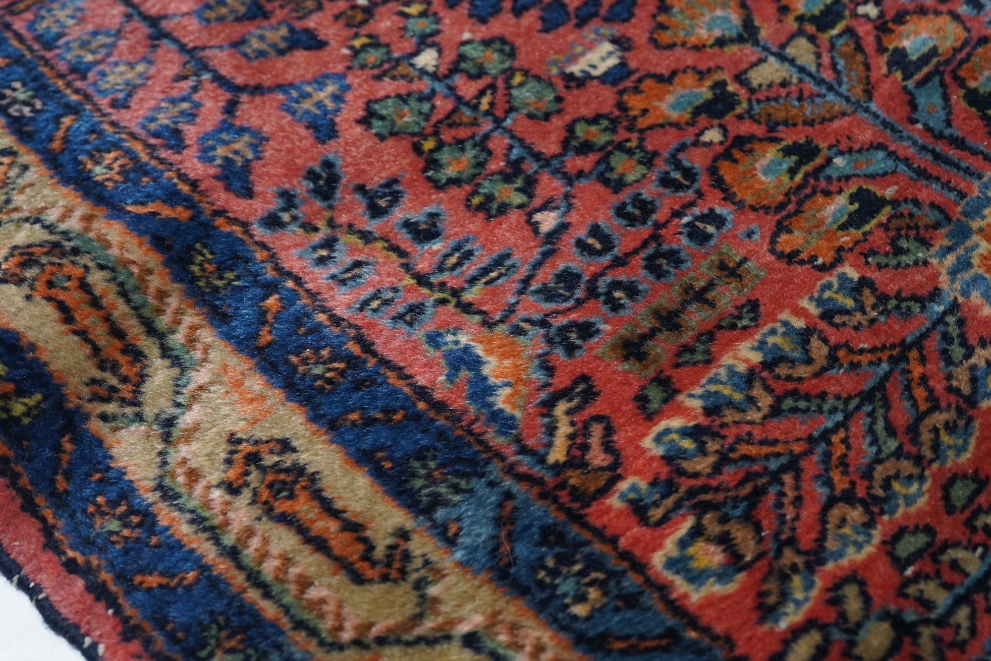 Antique Lilihan Runner 2'7'' x 20'5''
