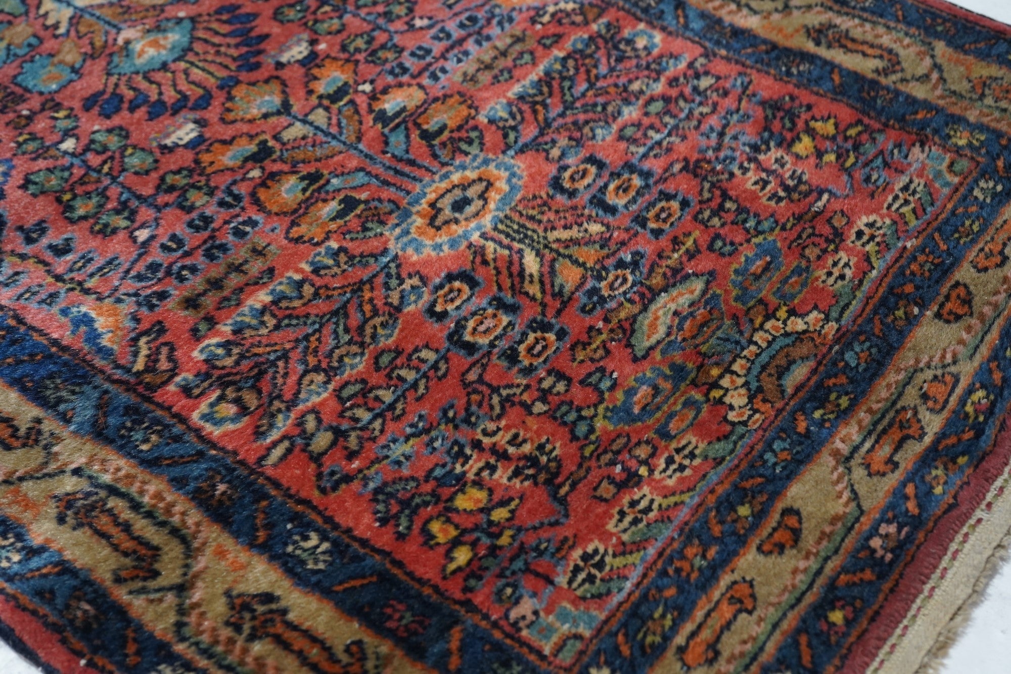 Antique Lilihan Runner 2'7'' x 20'5''