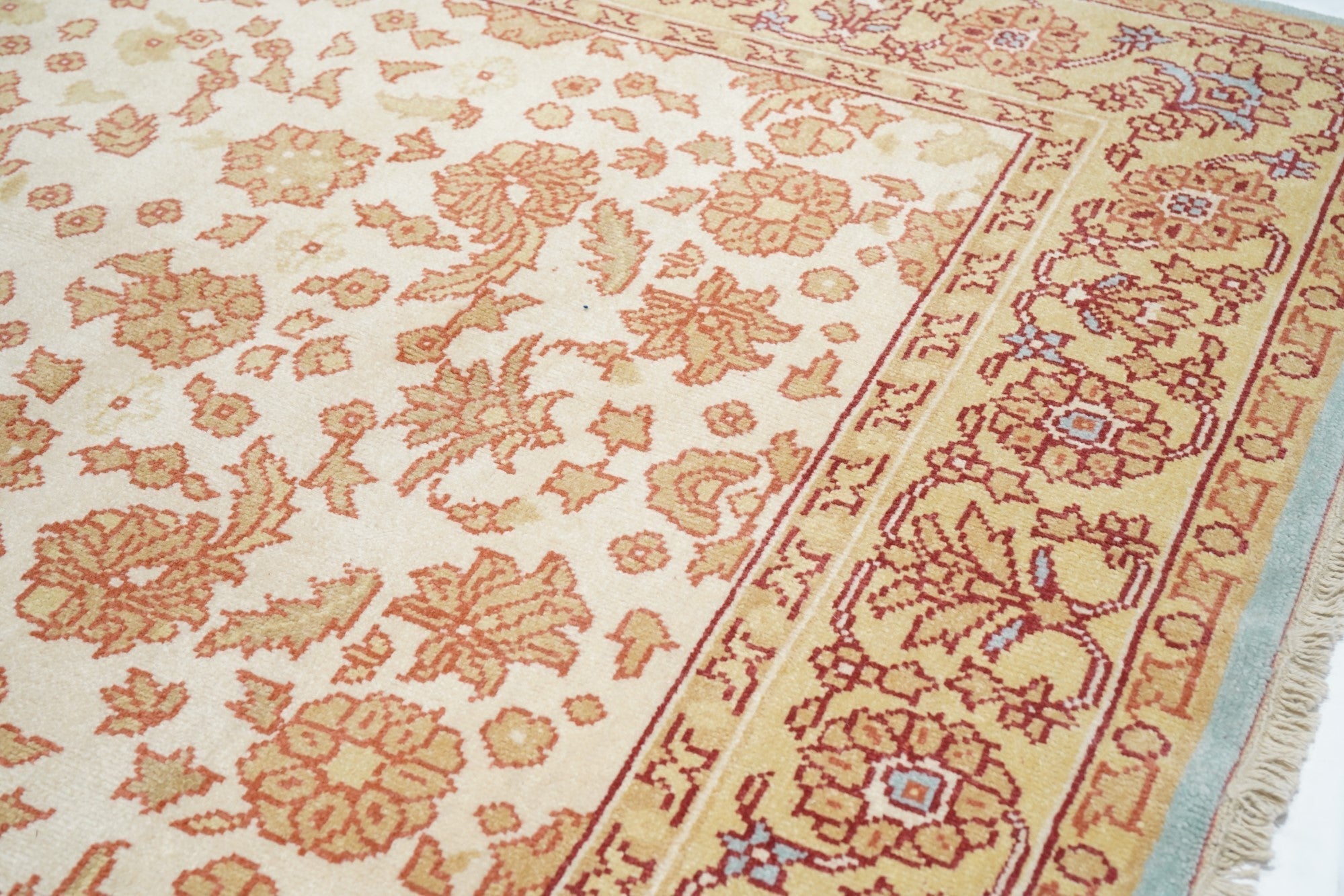 Oushak Rug 6'0" x 9'0"