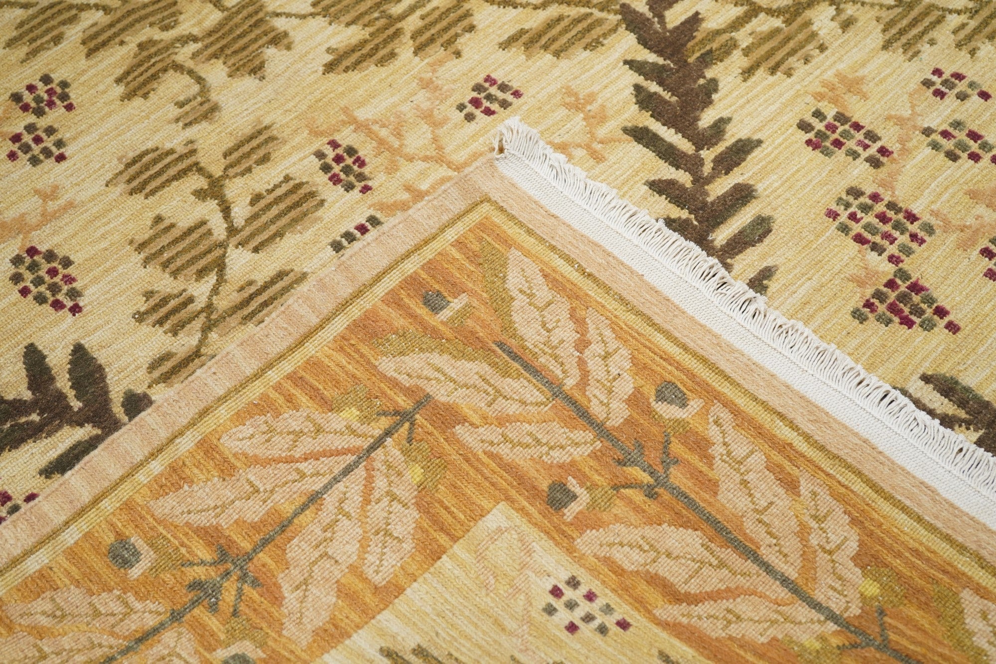 Sumak Rug 6'0" x 9'0"