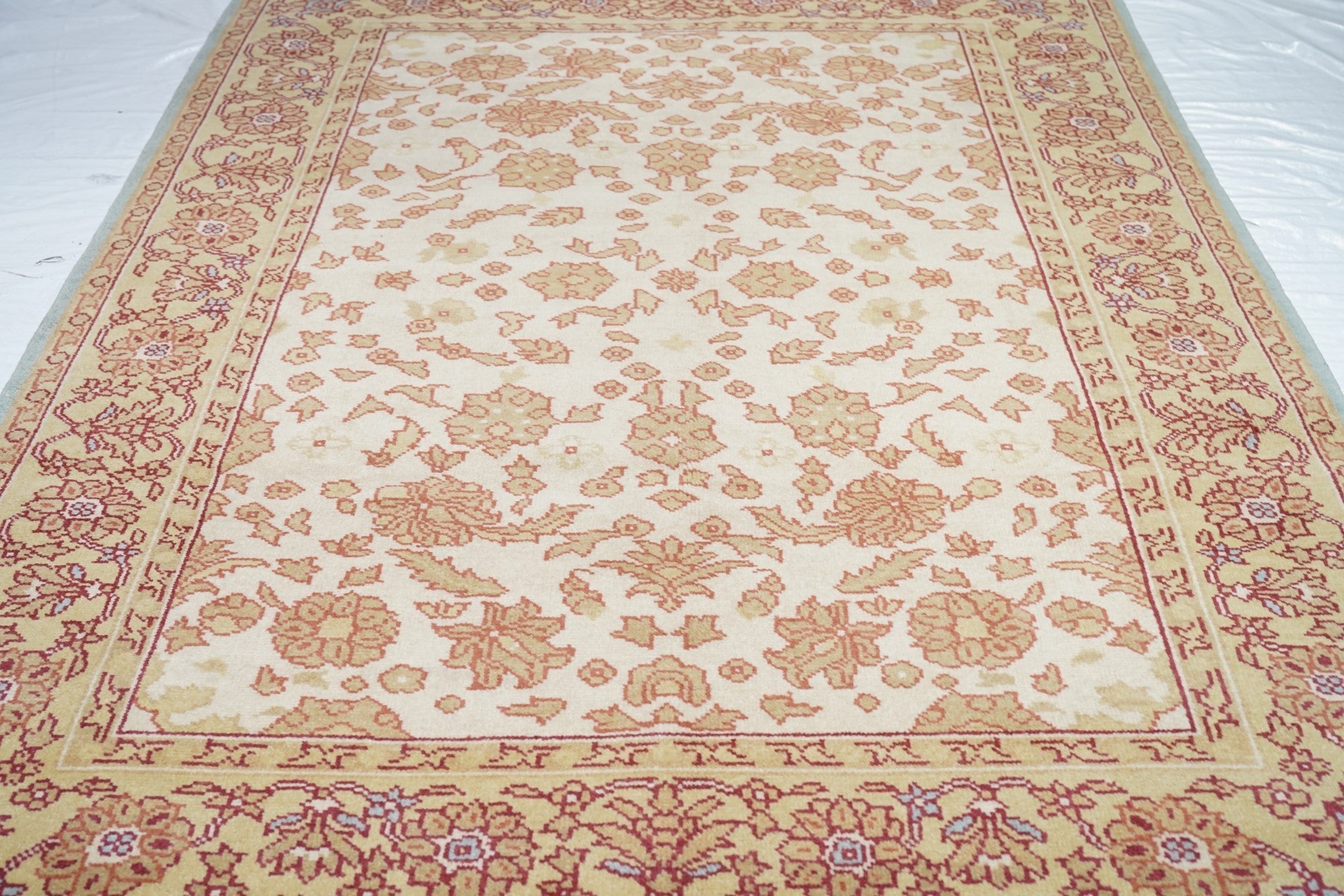 Oushak Rug 6'0" x 9'0"
