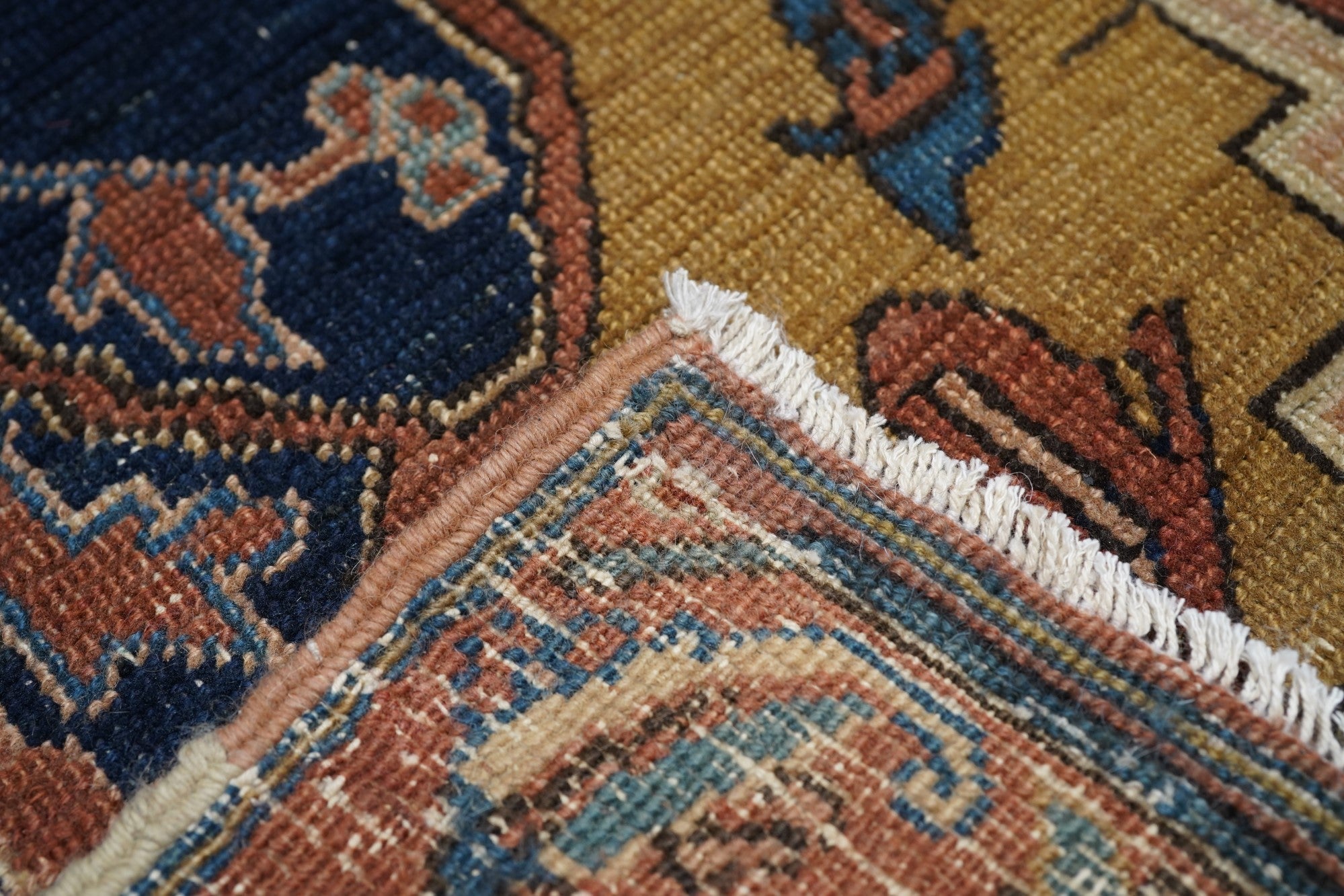 Antique Bakhshayesh Rug 4'3'' x 6'8''
