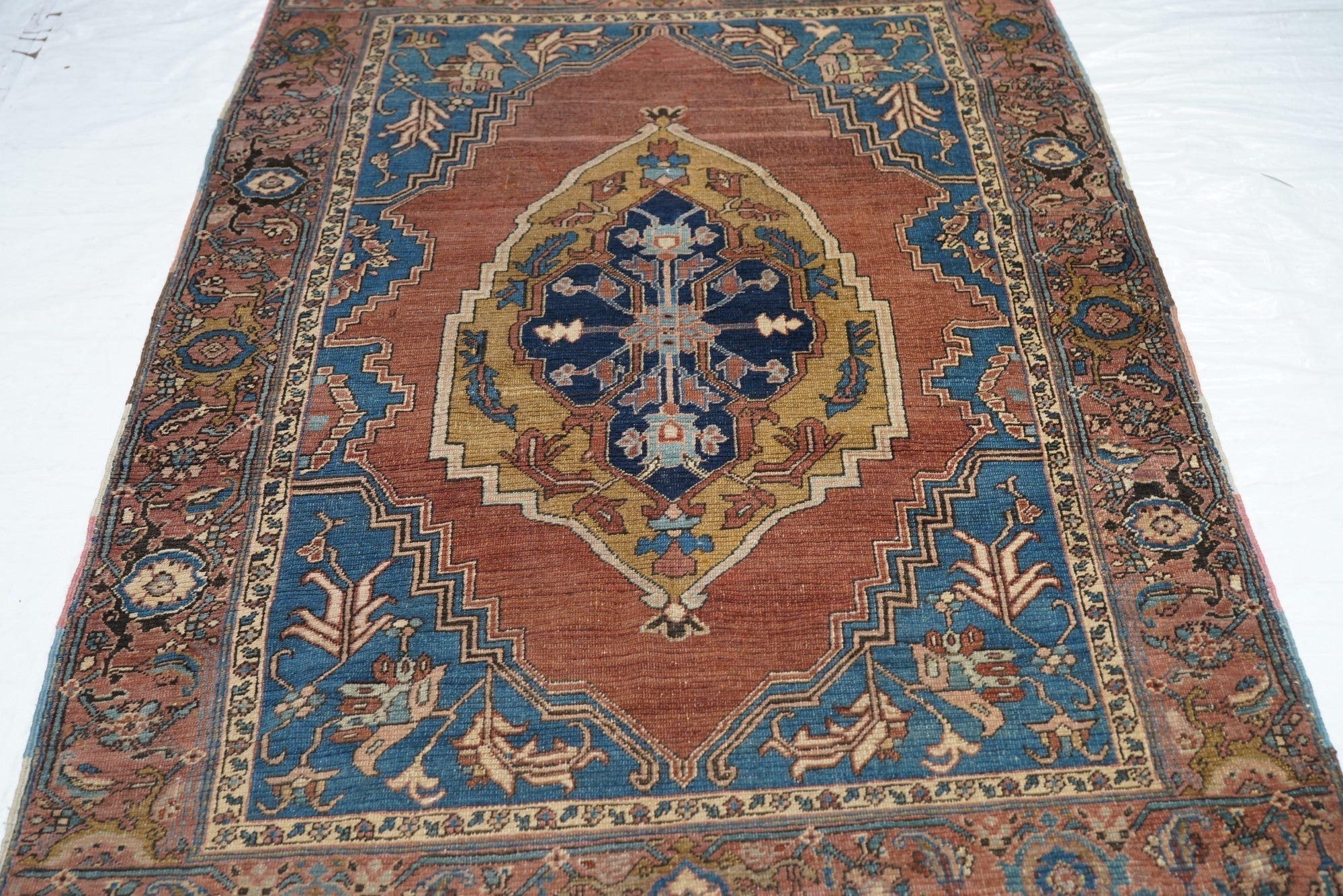 Antique Bakhshayesh Rug 4'3'' x 6'8''