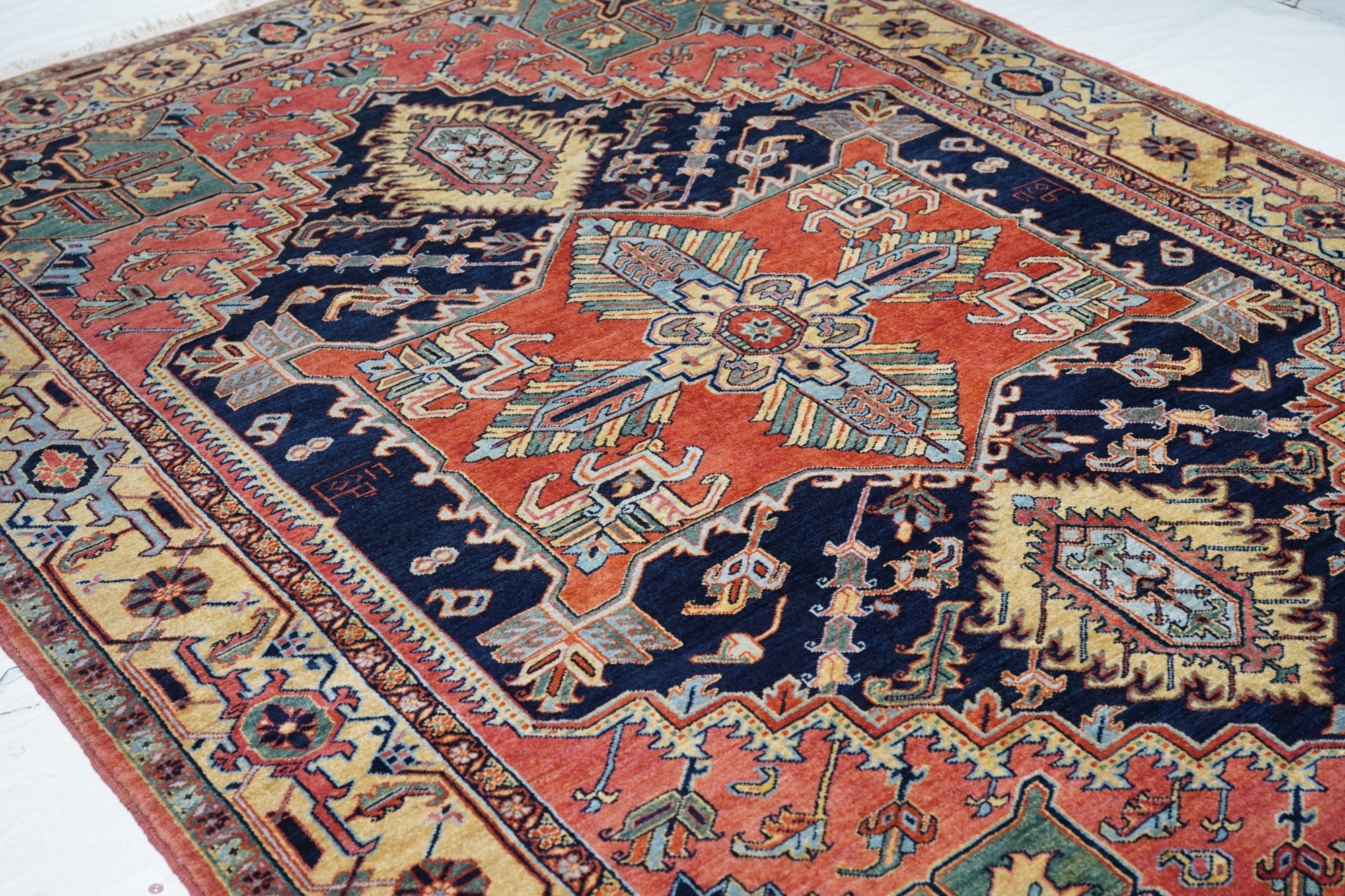Heriz Rug 6'8'' x 9'4''