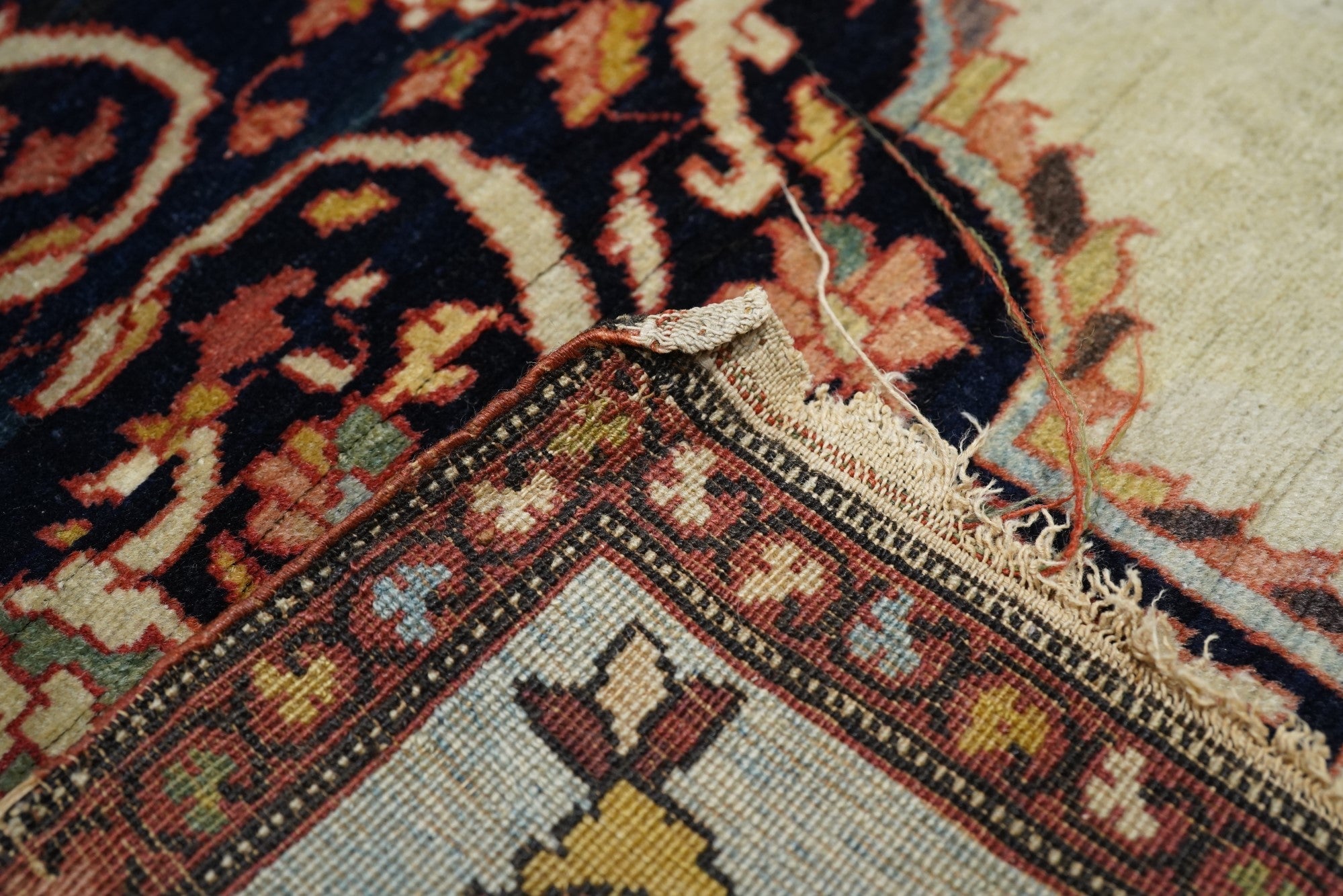Antique Sarouk Rug 4'2'' x 5'10''