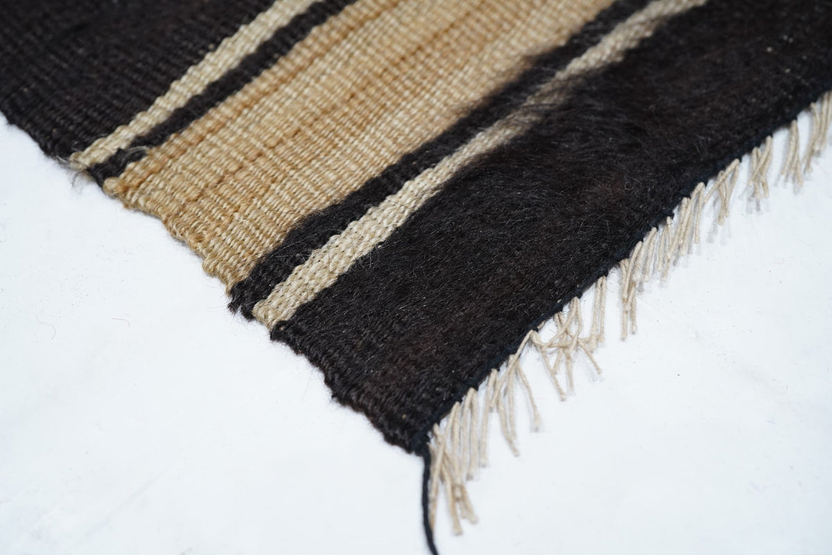 Vintage Moroccan Kilim Rug 4'5'' x 5'4''