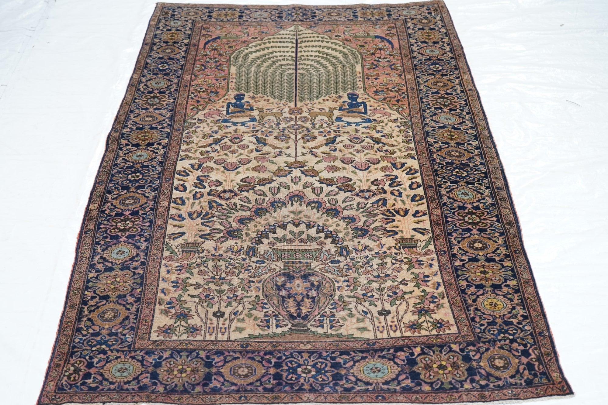 Antique Farahan Sarouk Rug 3'9'' x 6'3''