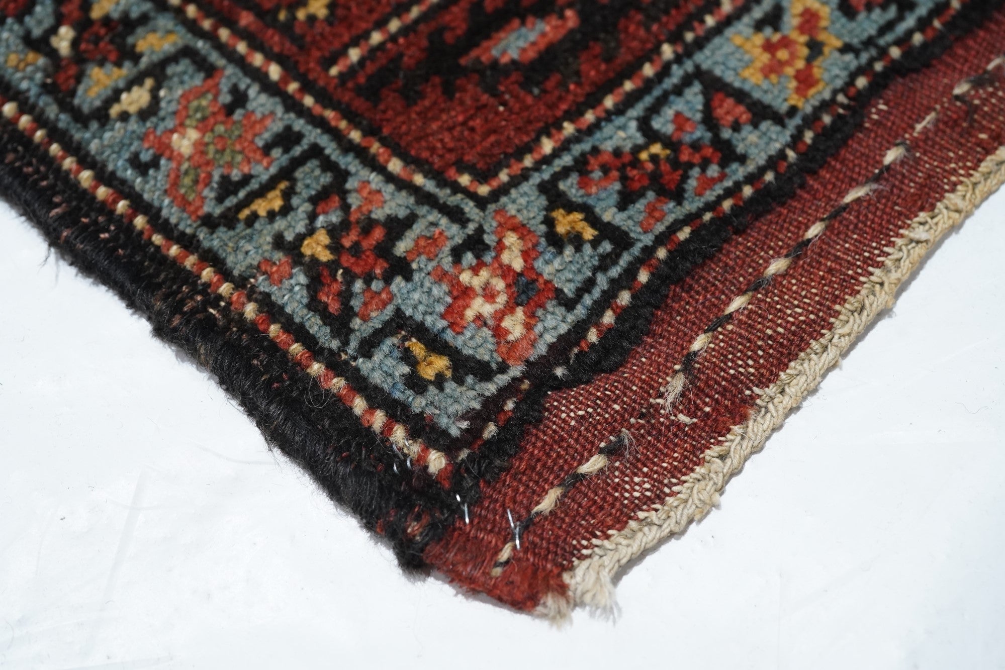Antique NW Runner 3'2'' x 13'2''