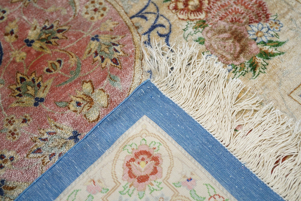 Extremely Fine Vintage Silk Qum Rug 6'5'' x 9'8''